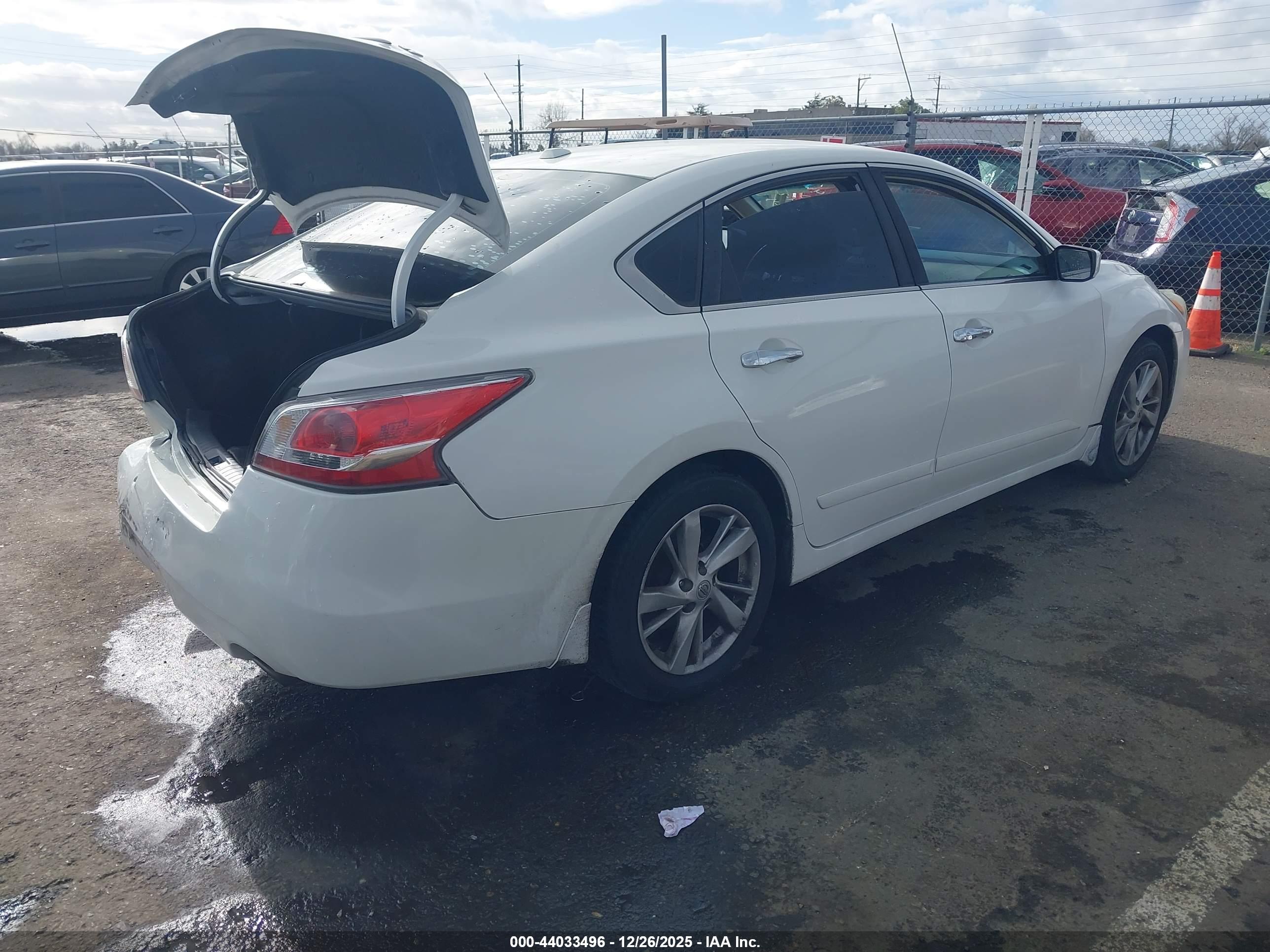 NISSAN ALTIMA image 4