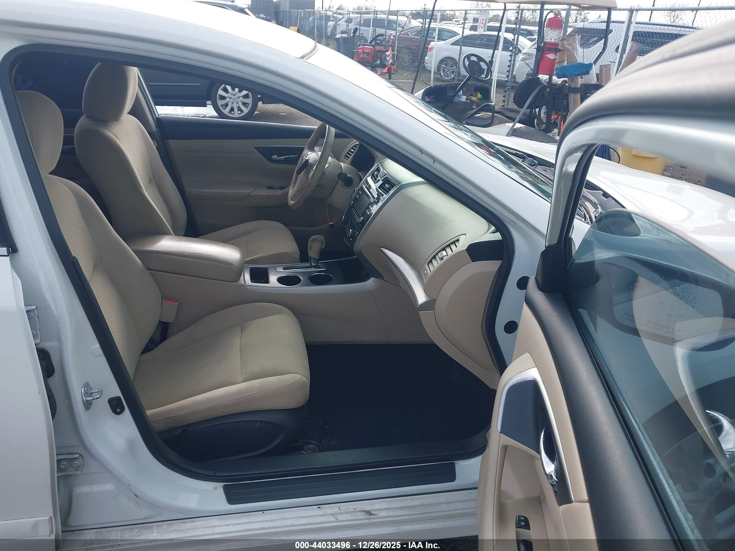 NISSAN ALTIMA image 5