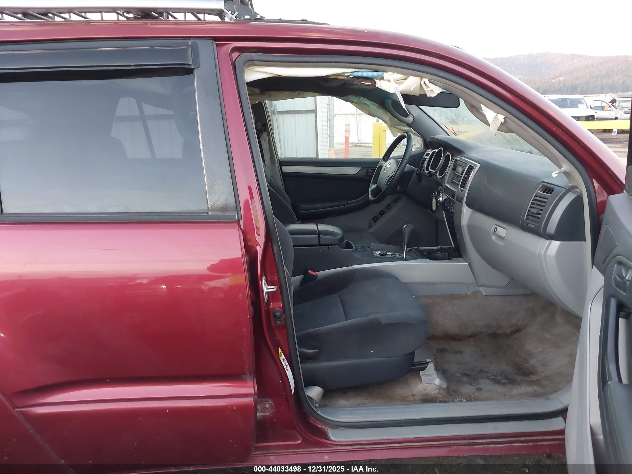 TOYOTA 4RUNNER image 5