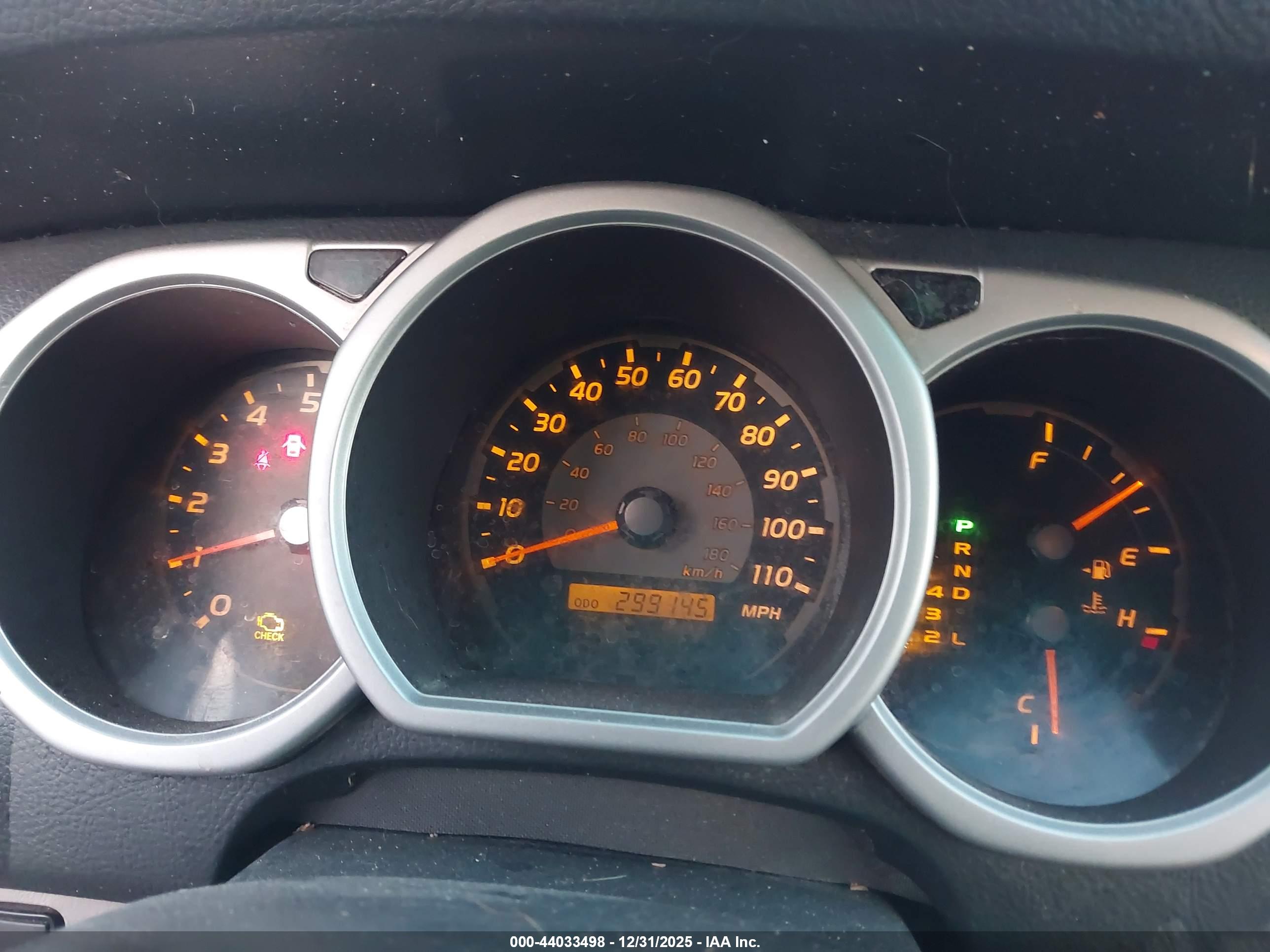 TOYOTA 4RUNNER image 7
