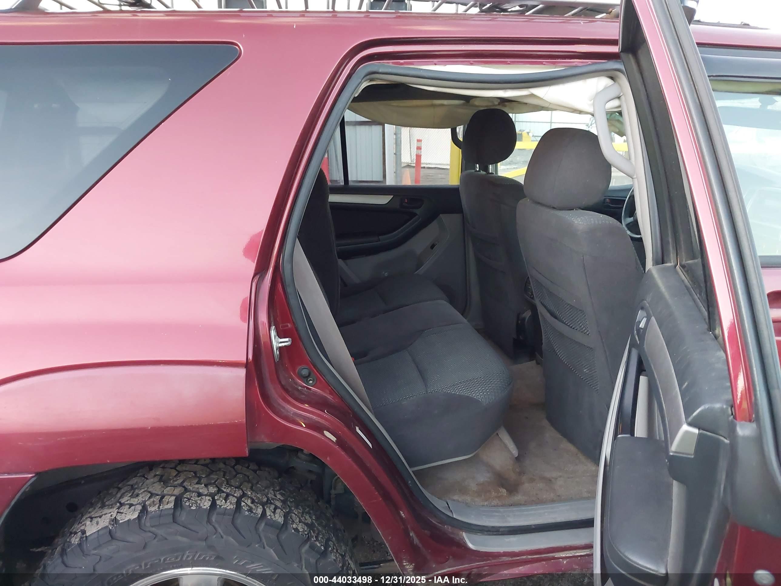 TOYOTA 4RUNNER image 8