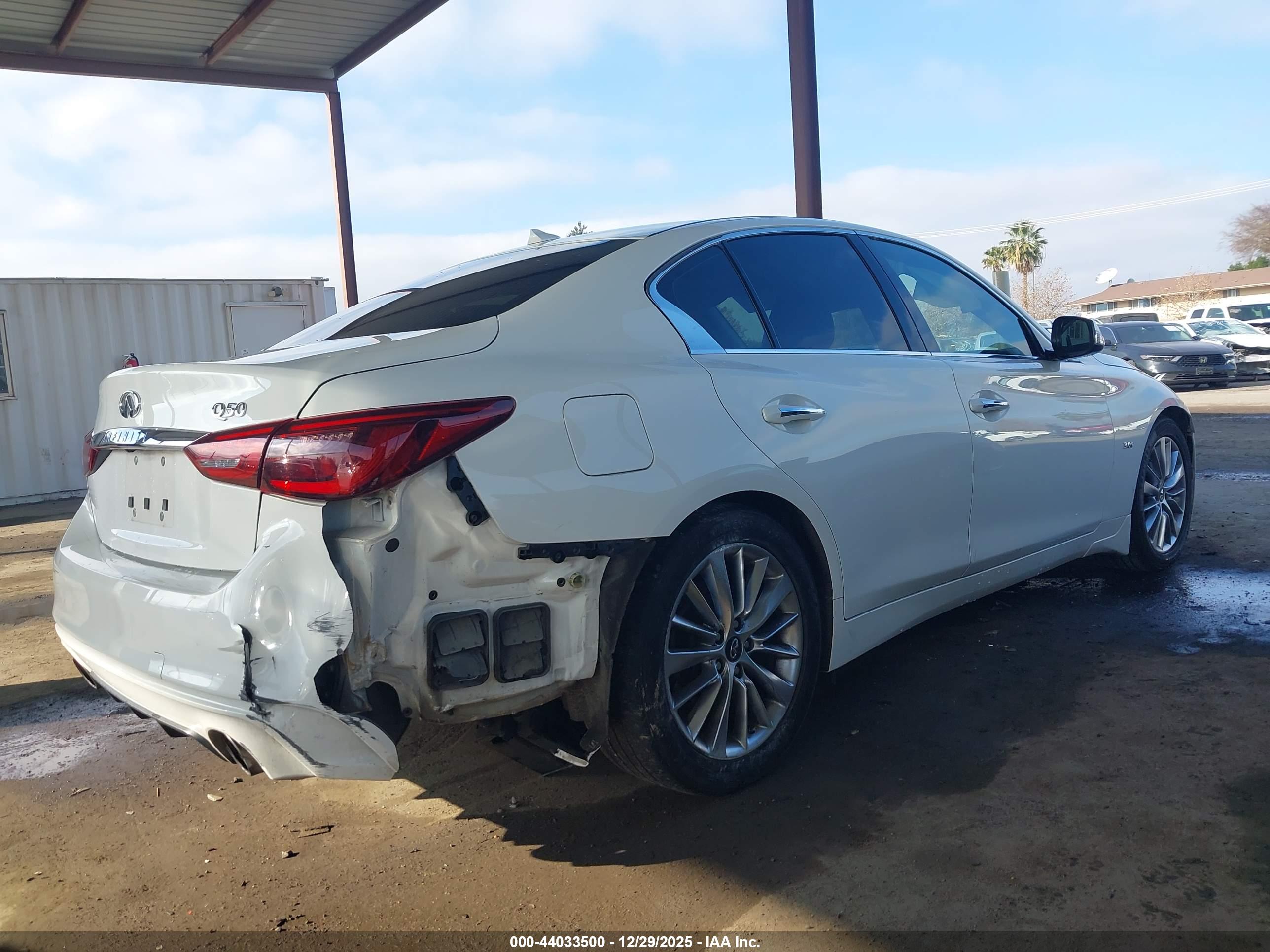 INFINITI Q50 image 4