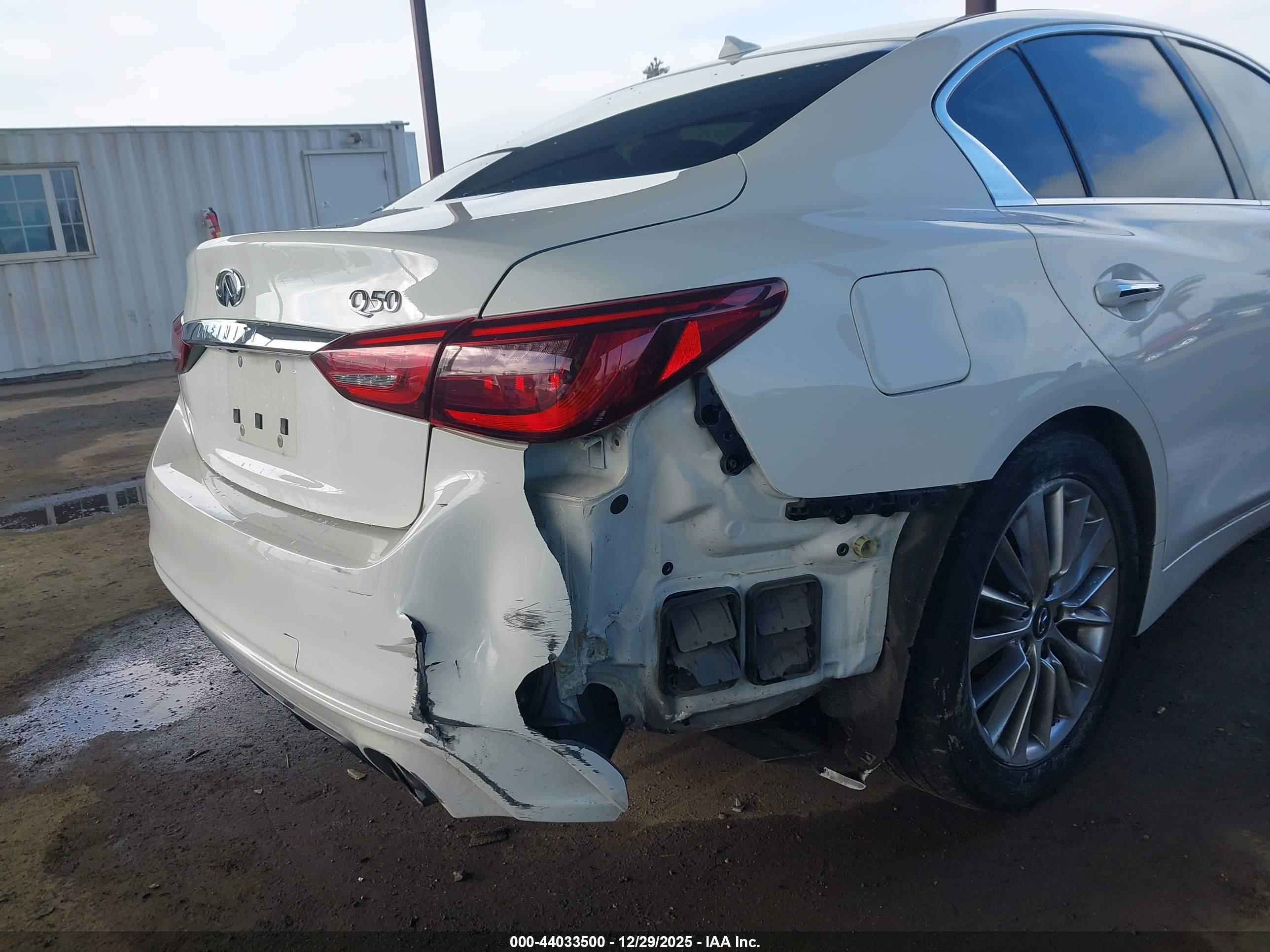INFINITI Q50 image 6