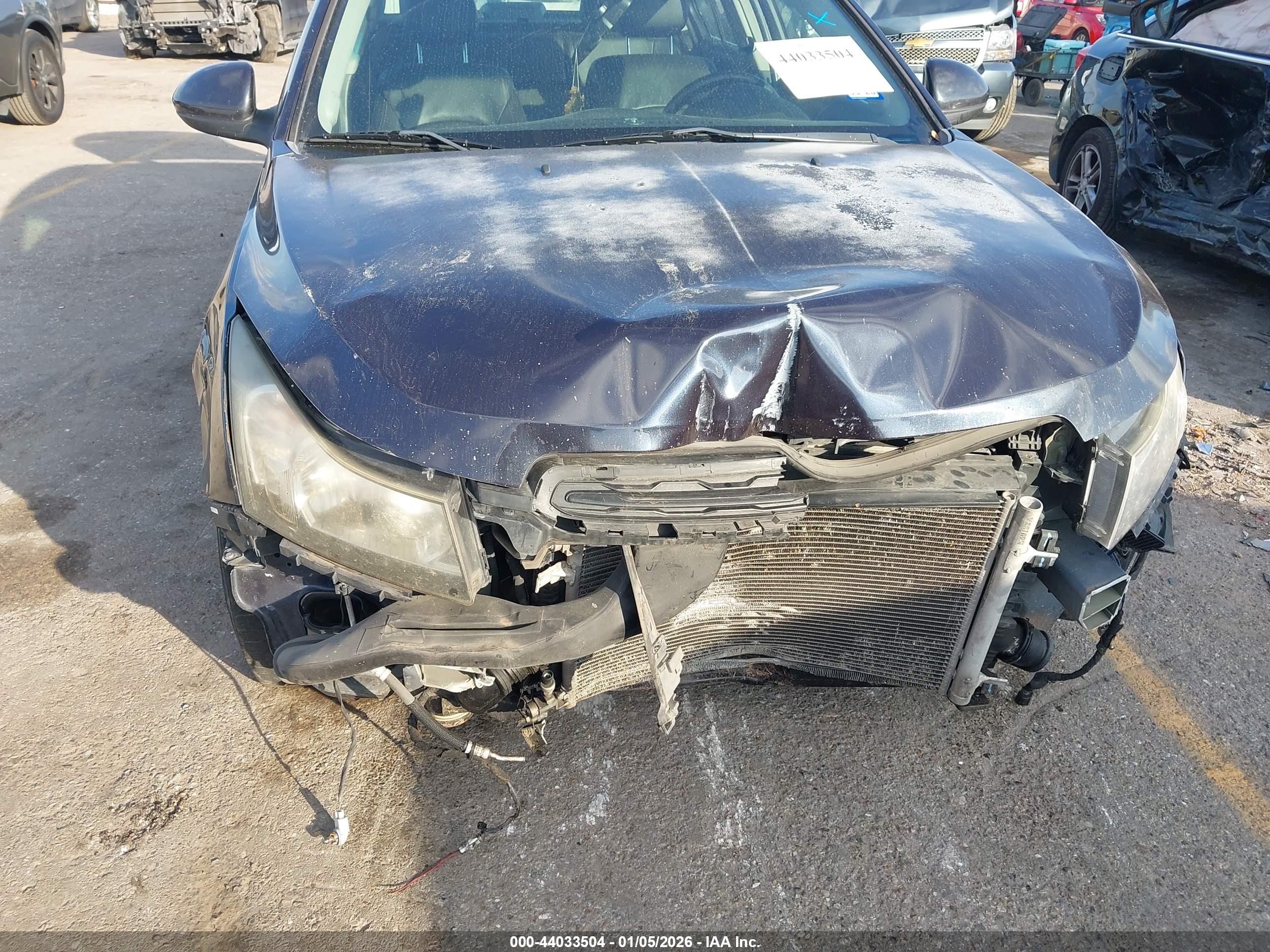 CHEVROLET CRUZE image 6