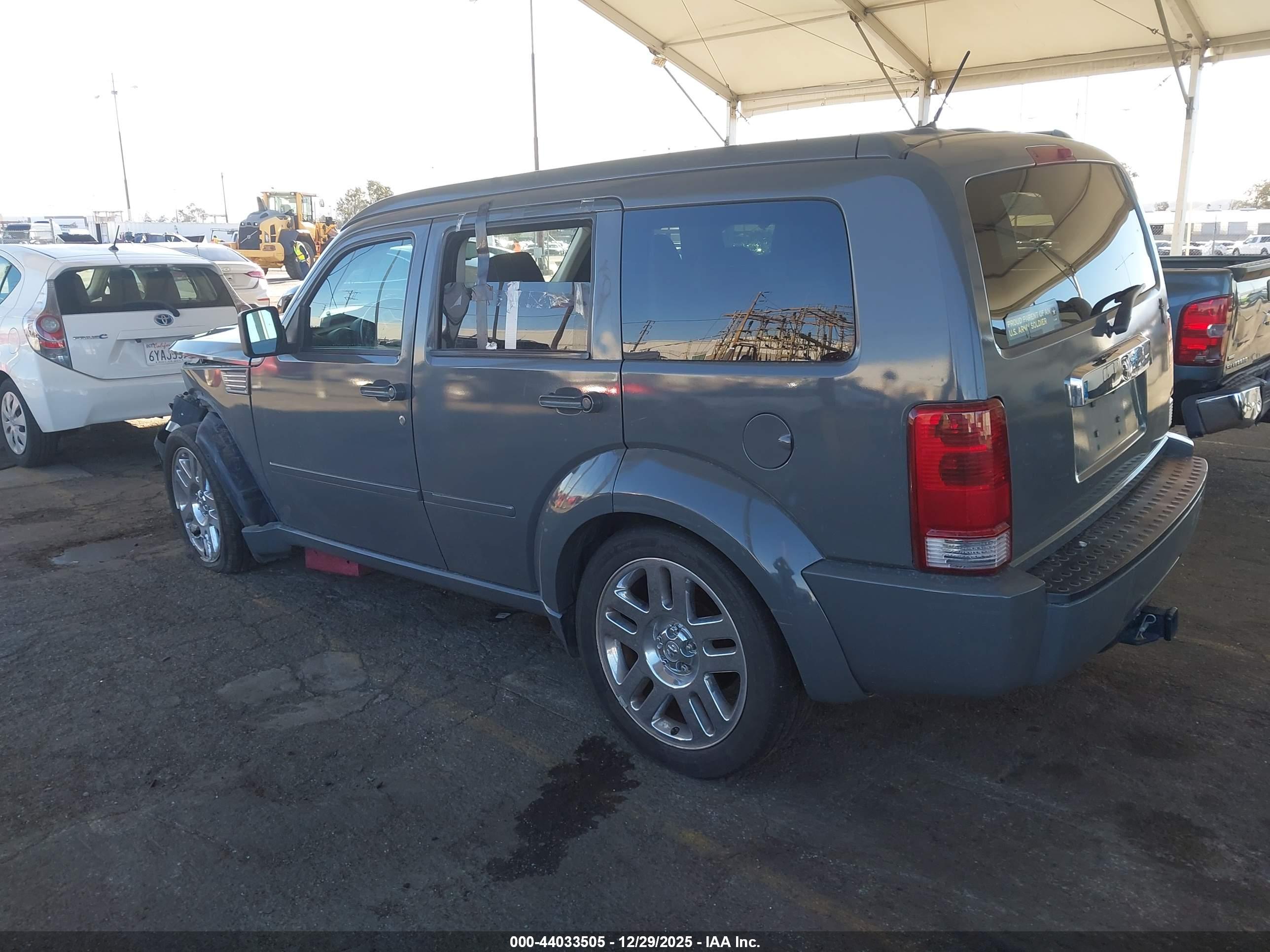 DODGE NITRO image 3
