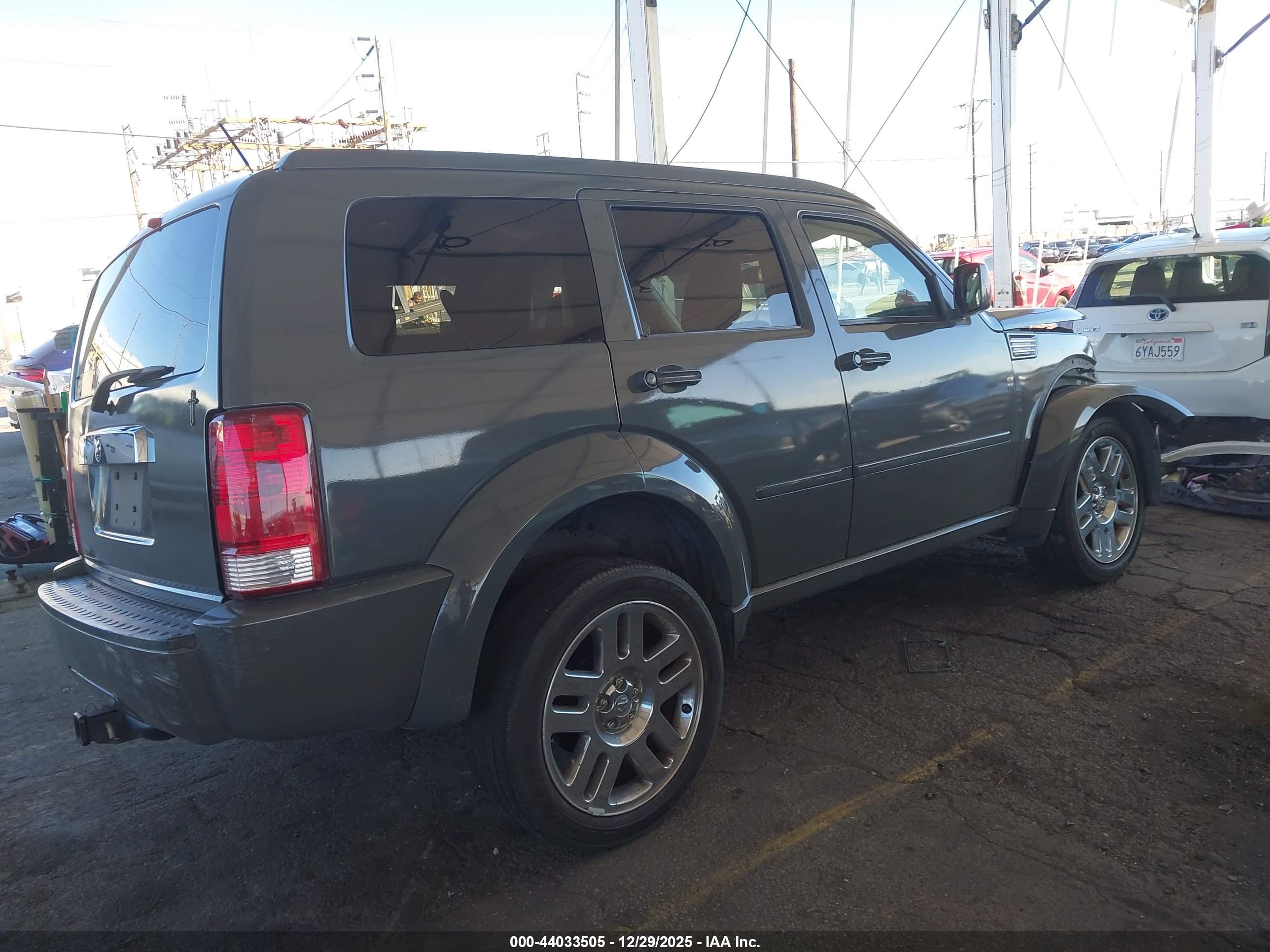 DODGE NITRO image 4