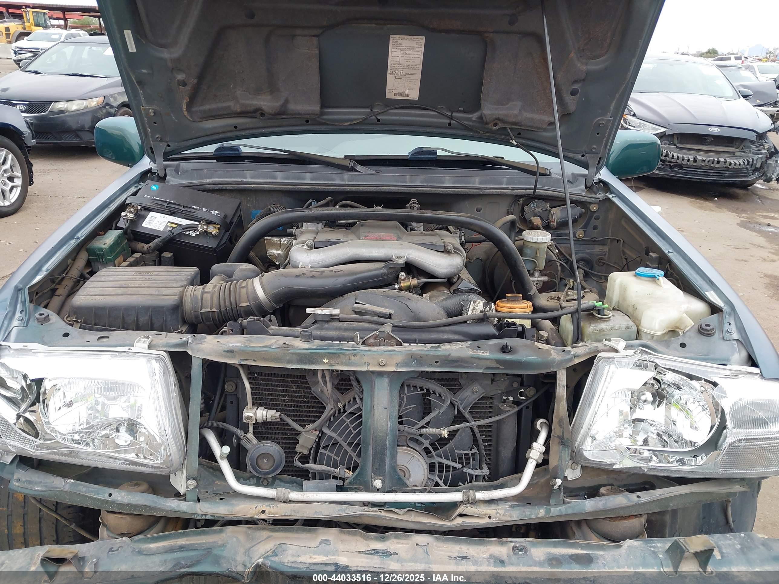 SUZUKI GRAND image 10