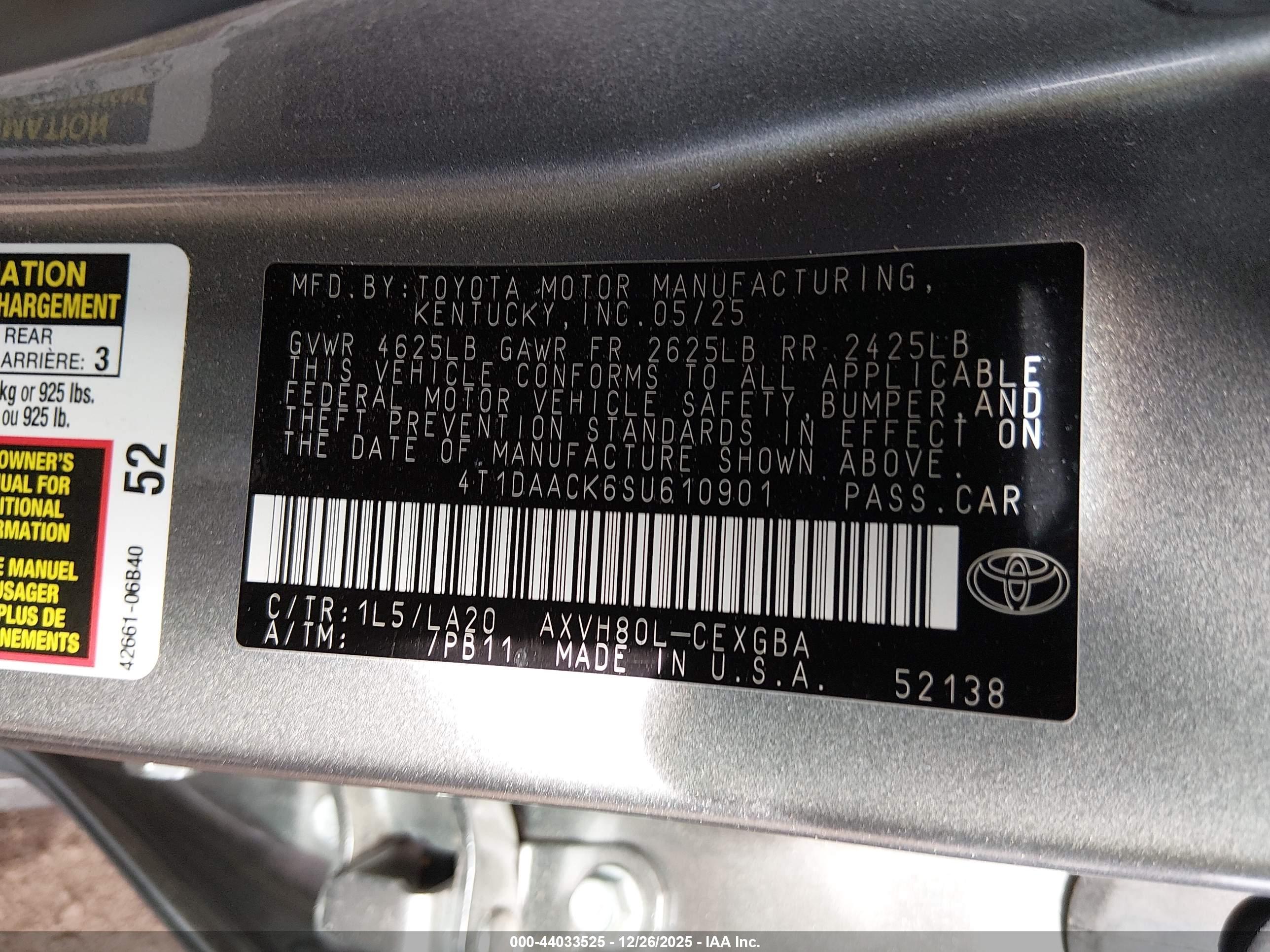 TOYOTA CAMRY image 9