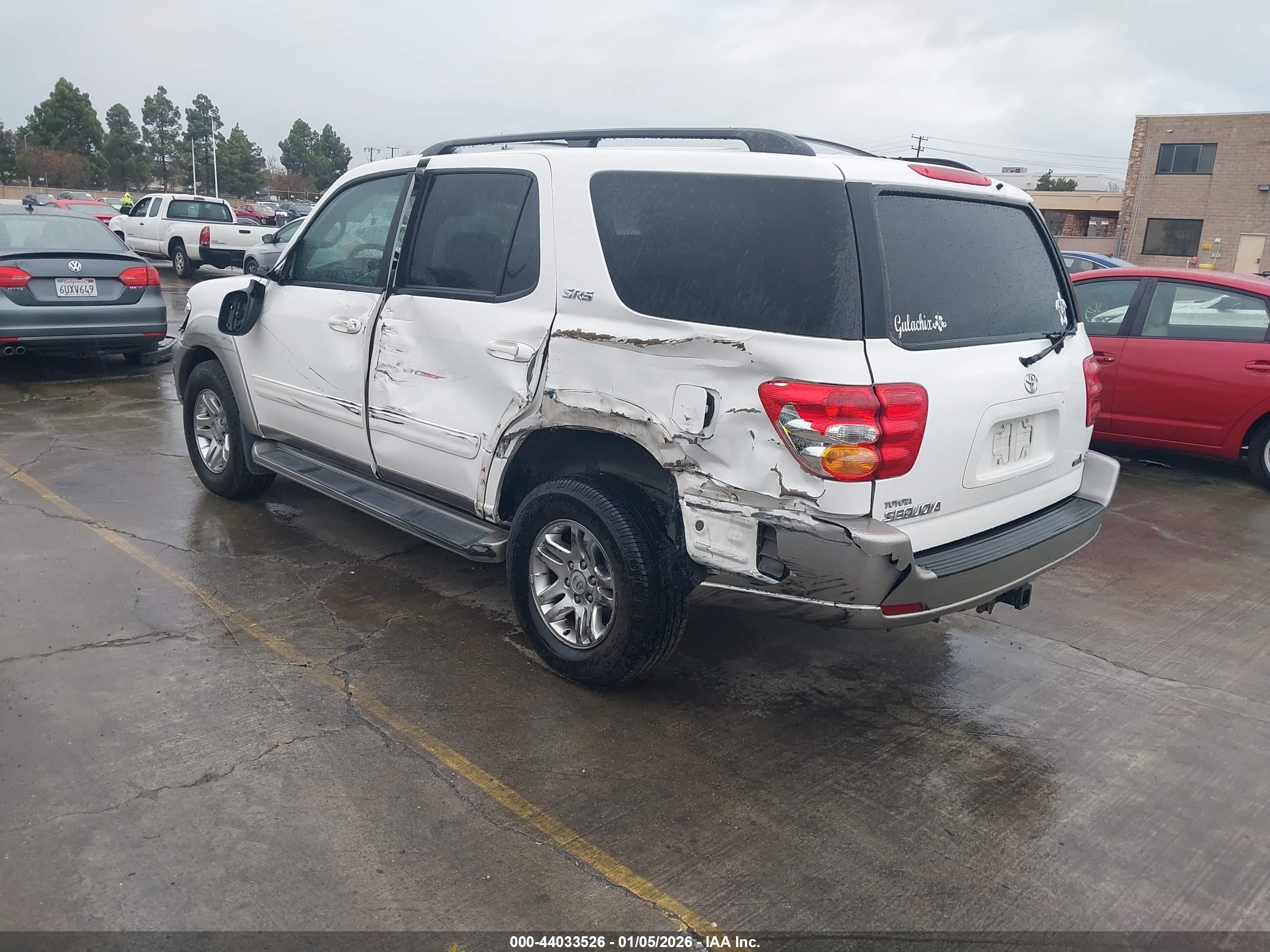 TOYOTA SEQUOIA image 3