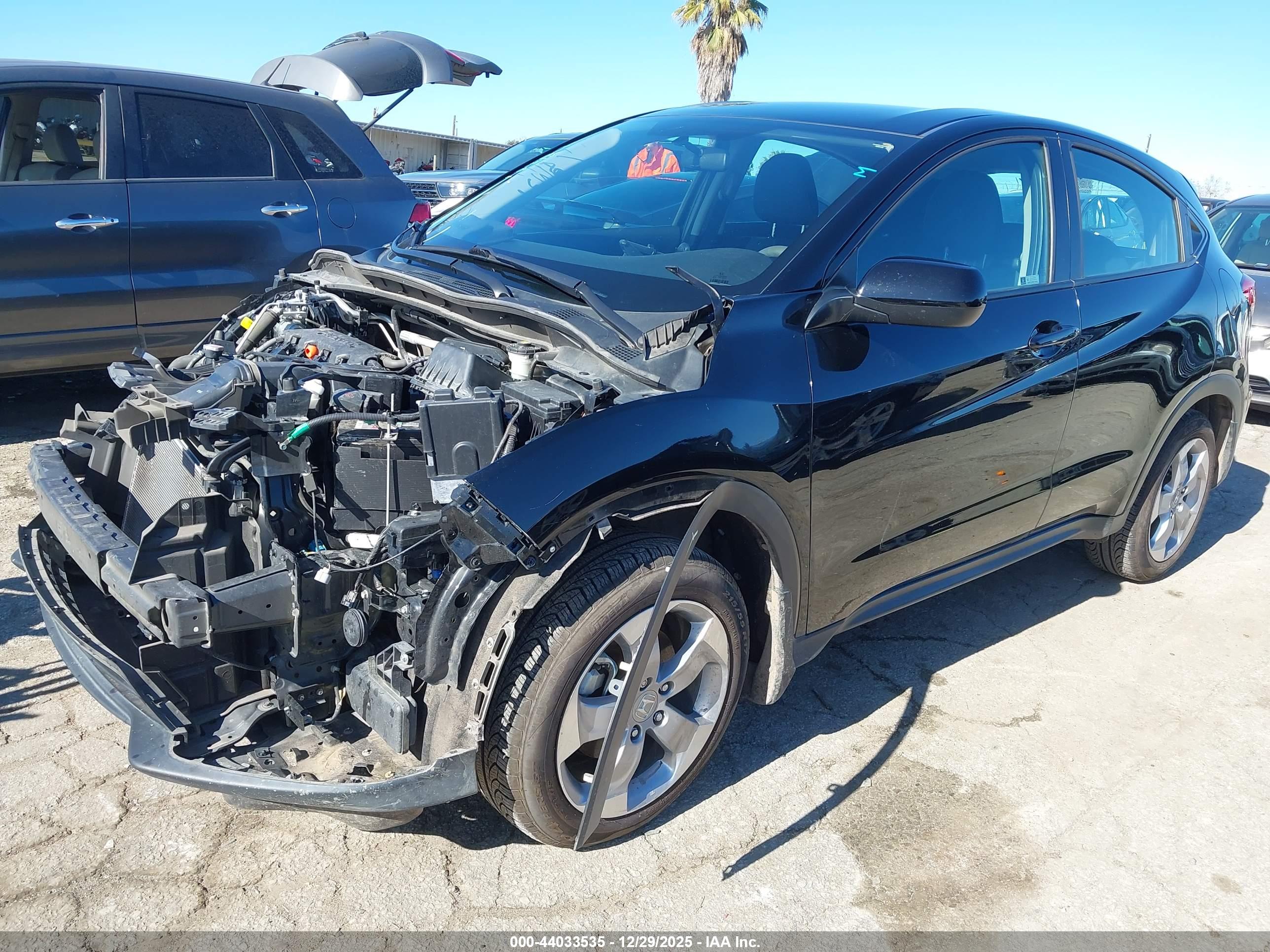 HONDA HR-V image 2