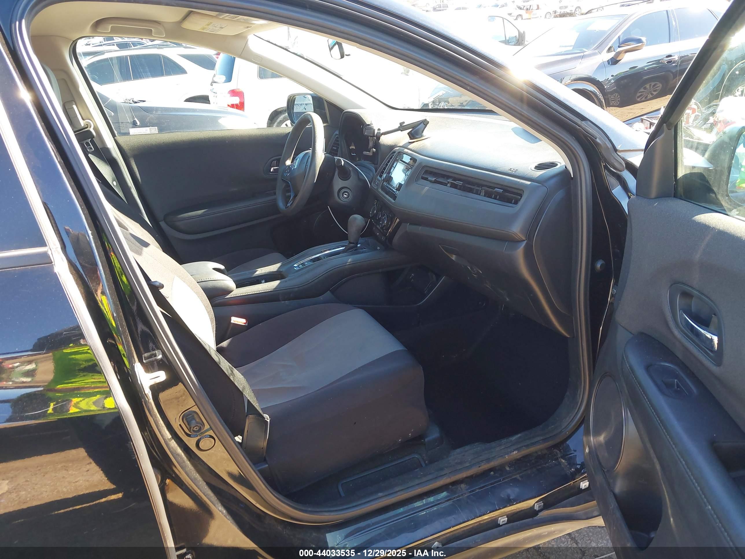 HONDA HR-V image 5