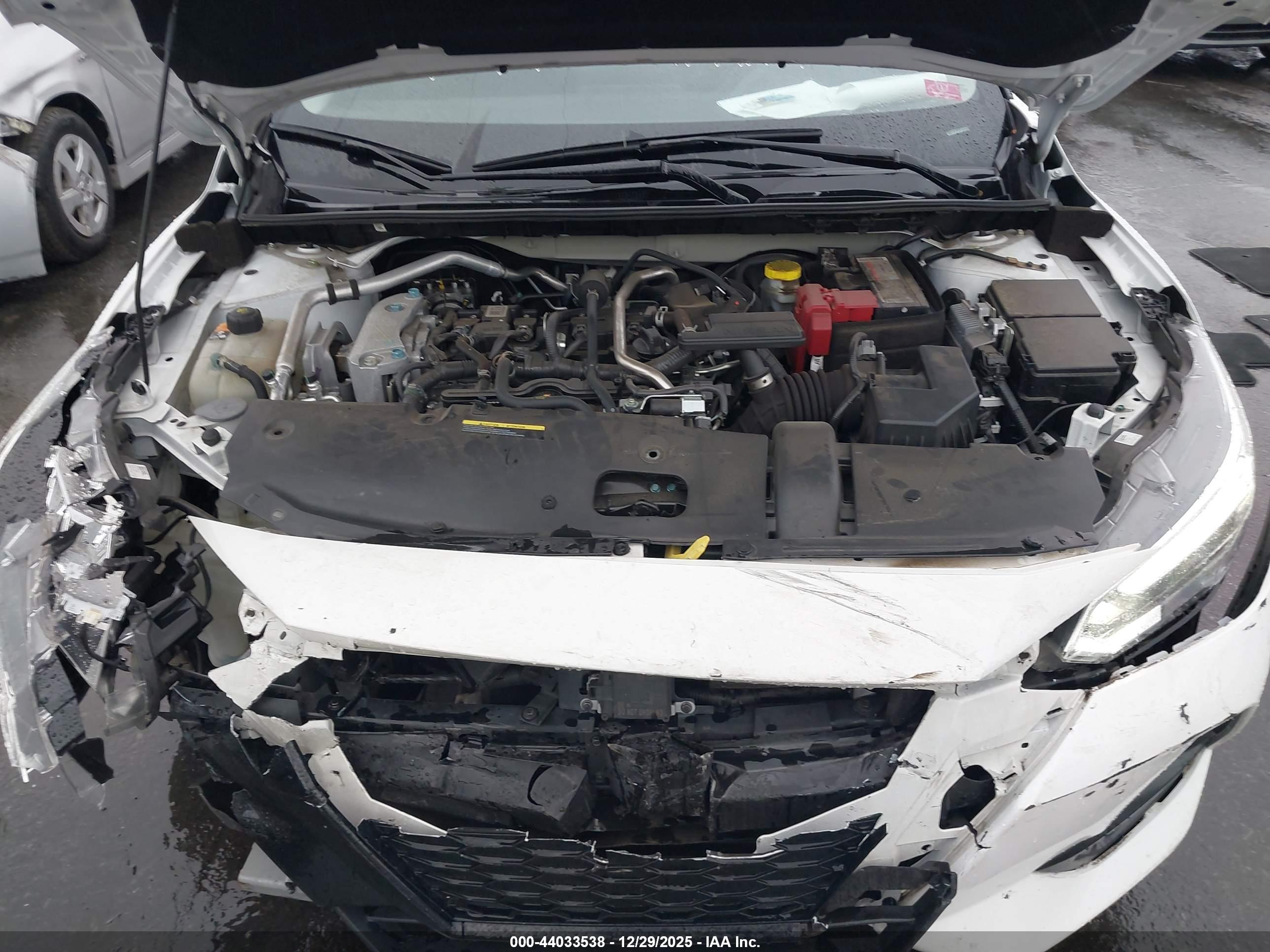 NISSAN SENTRA image 10
