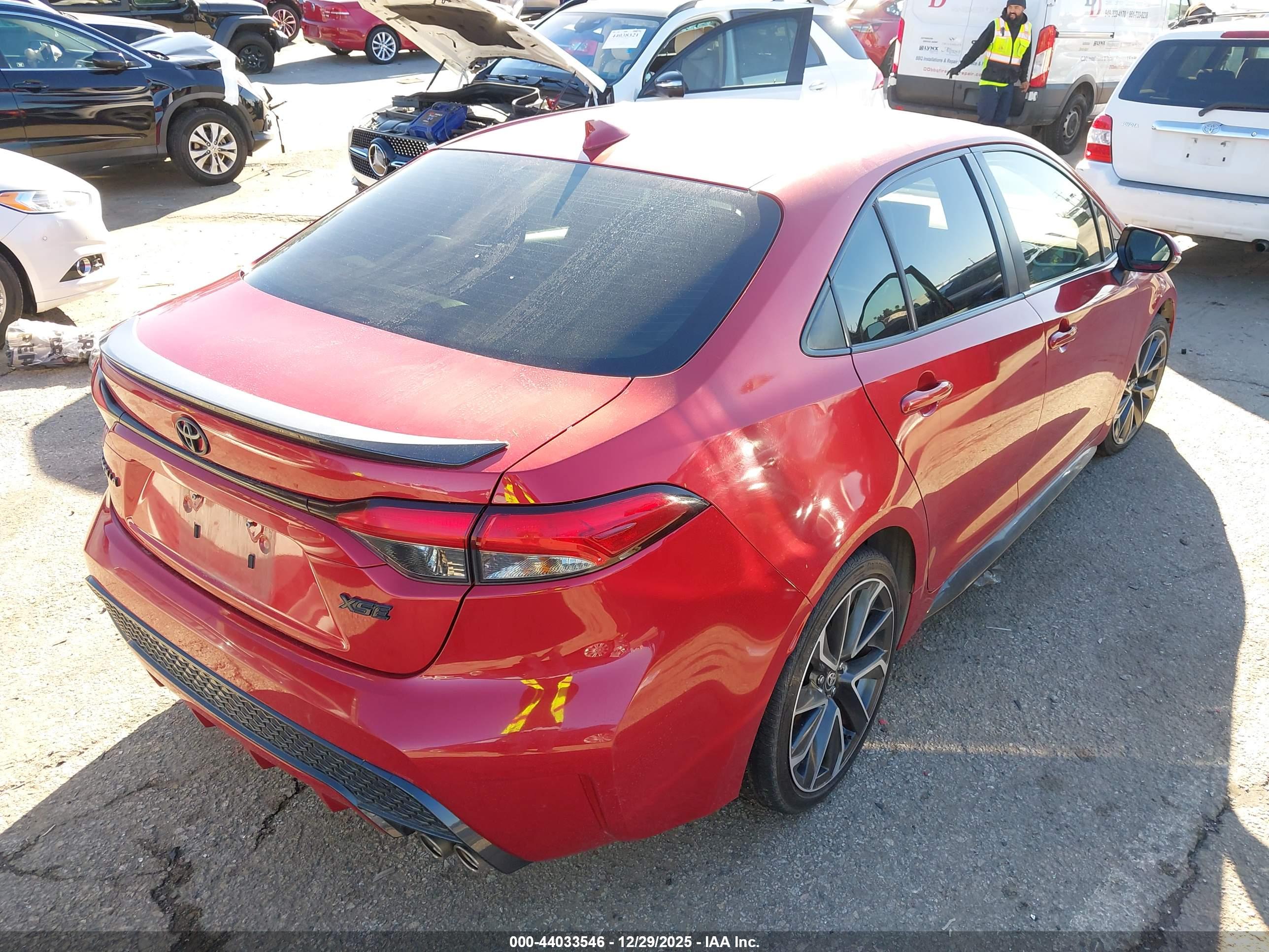 TOYOTA COROLLA image 4