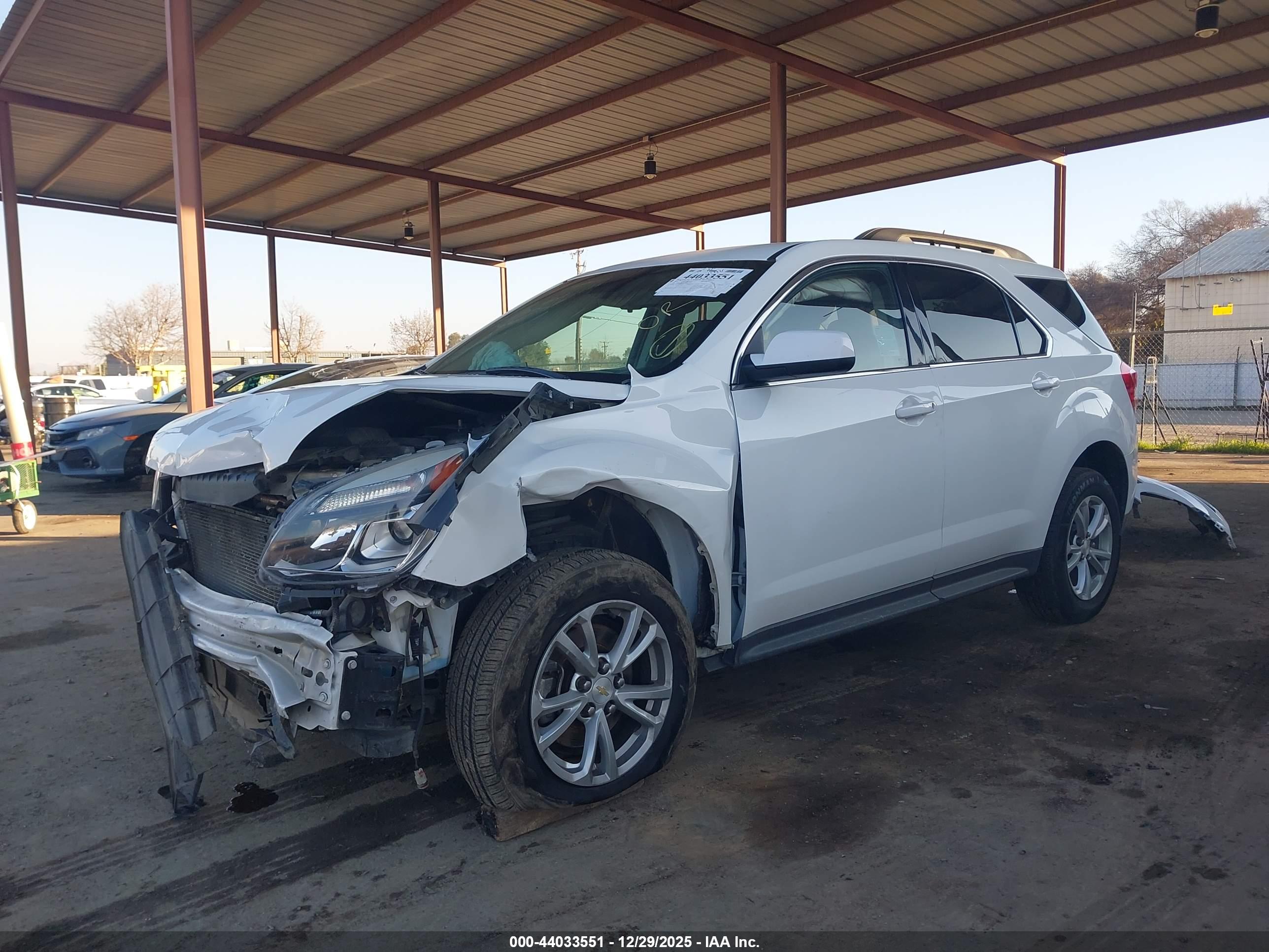 CHEVROLET EQUINOX image 2