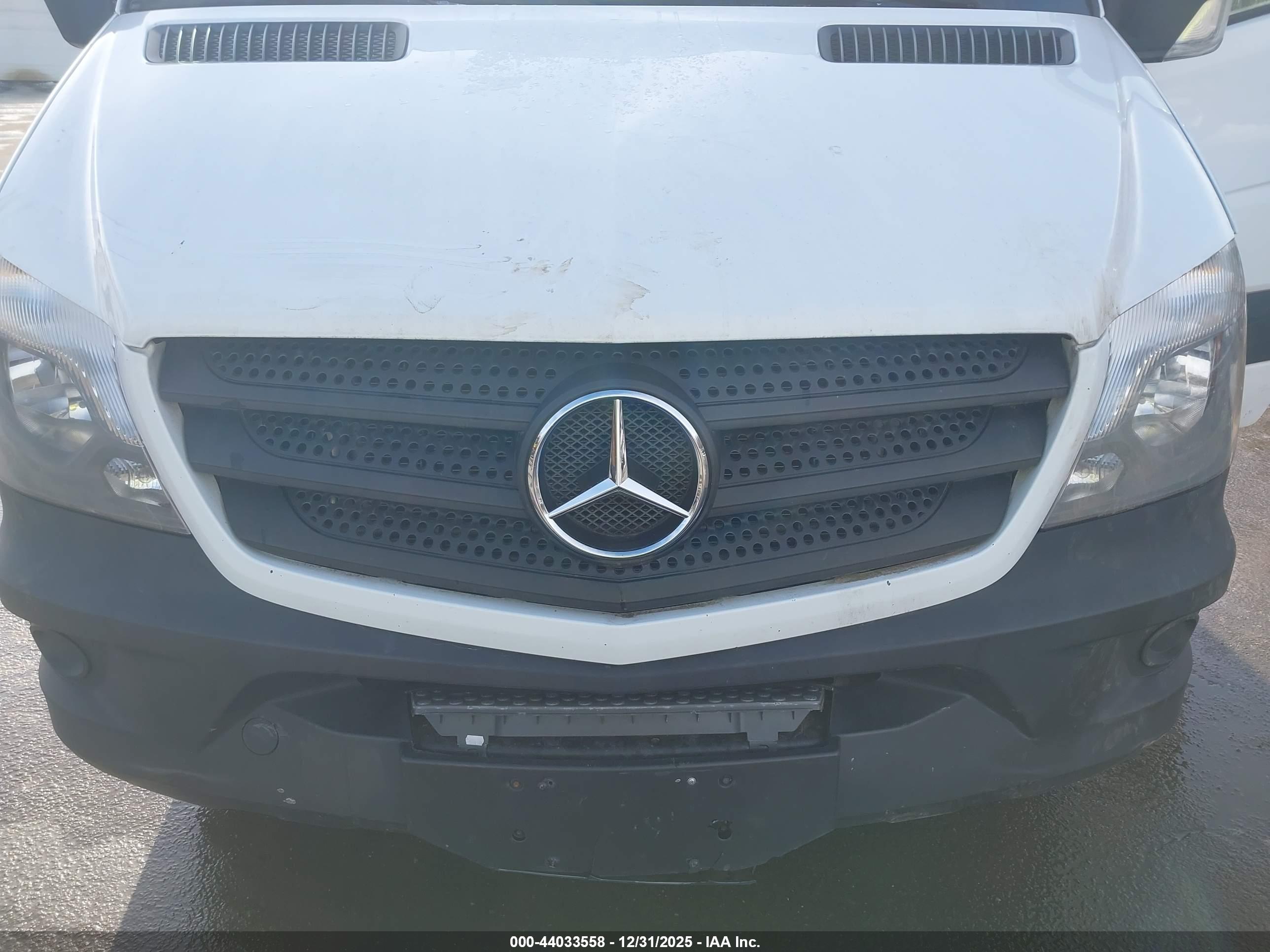 MERCEDES-BENZ SPRINTER image 6