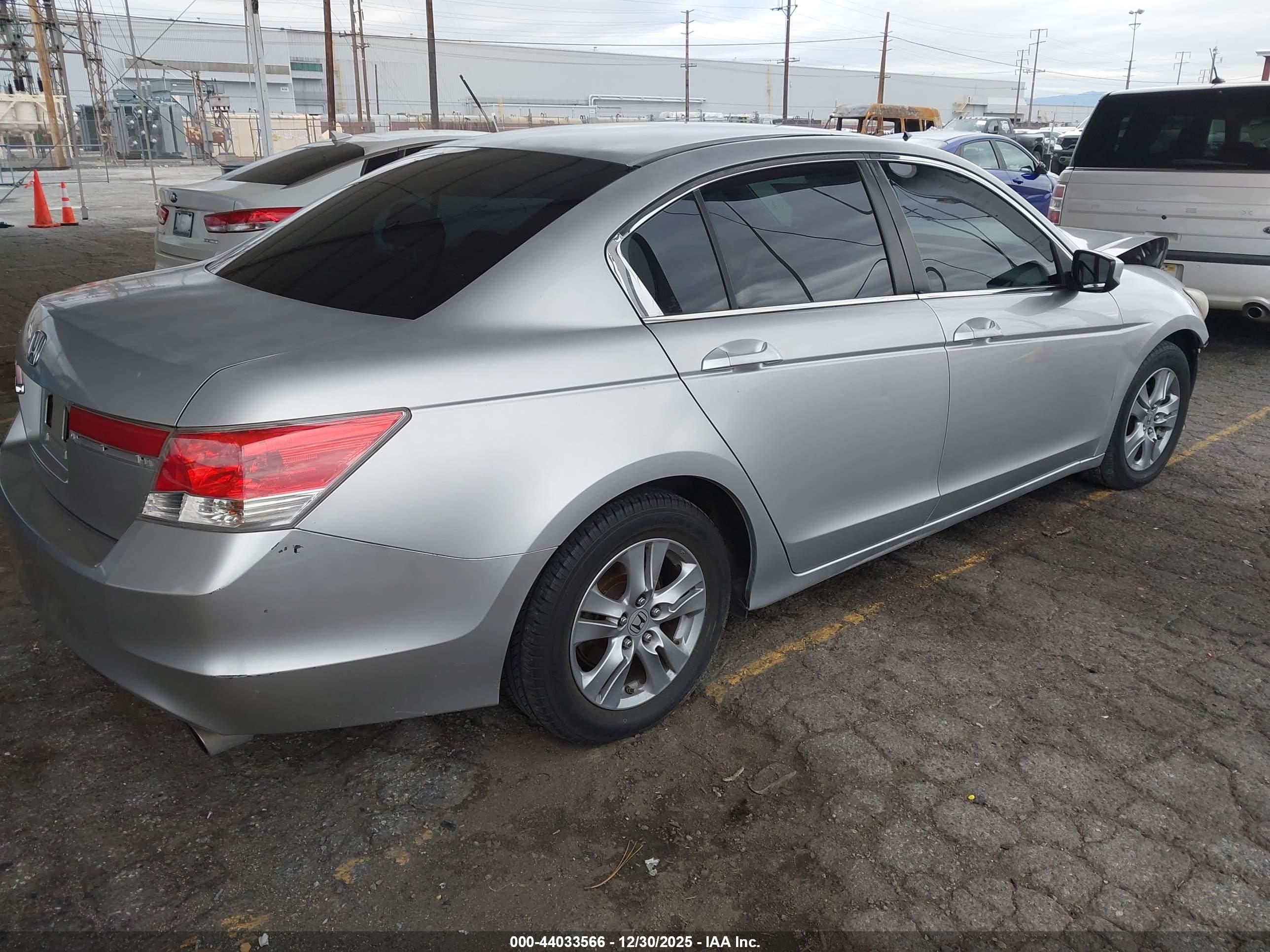 HONDA ACCORD image 4