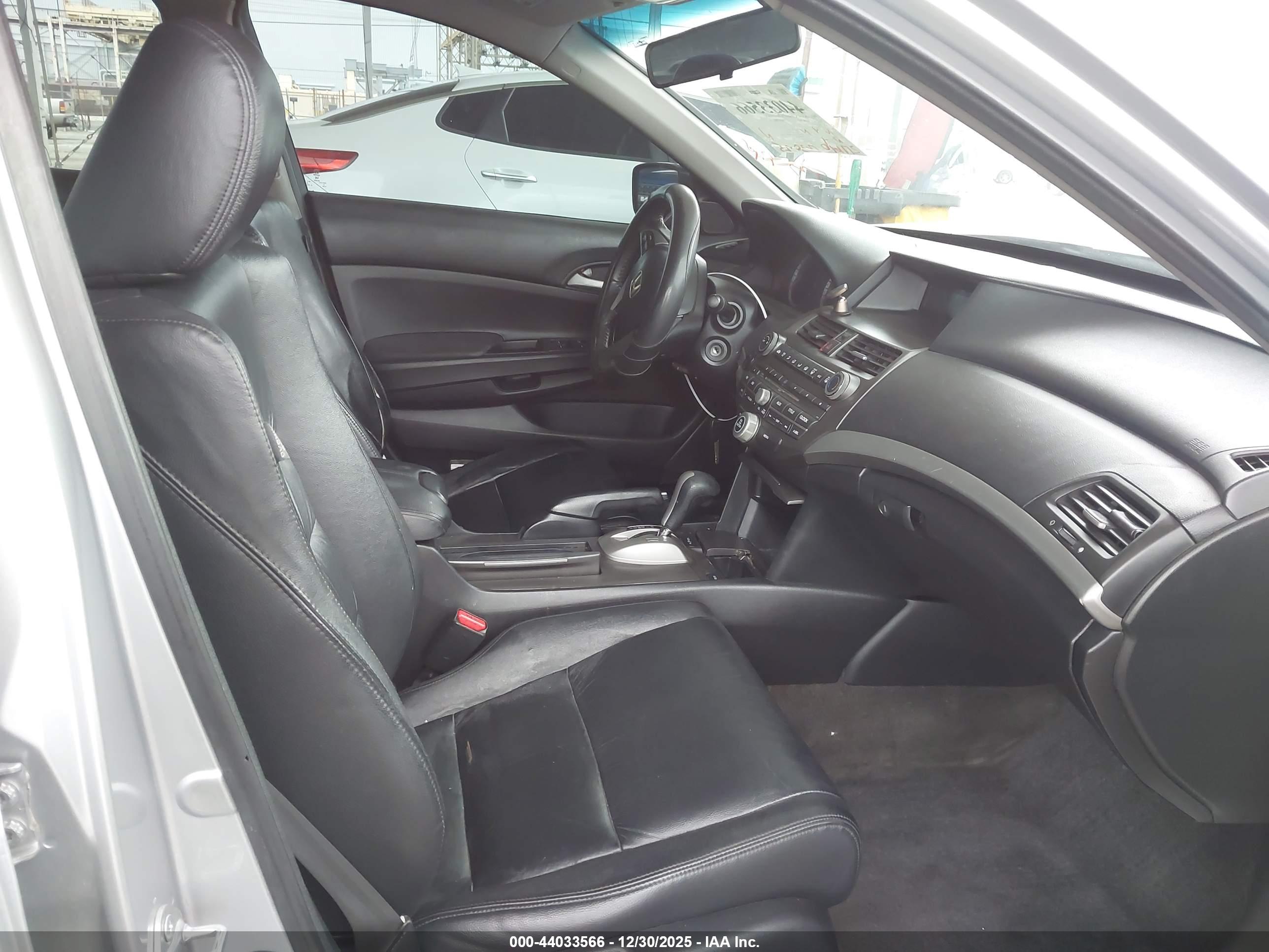 HONDA ACCORD image 5