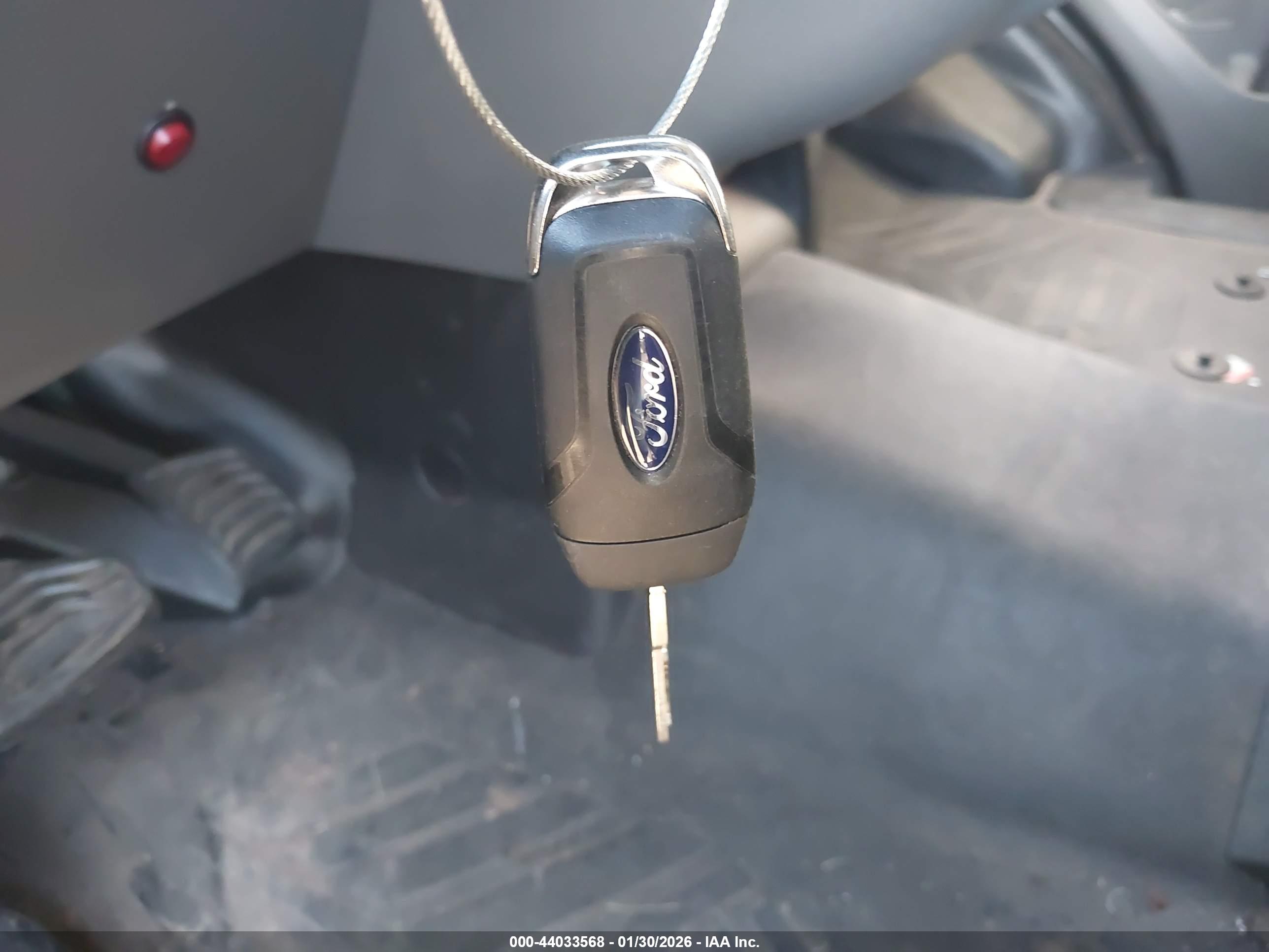 FORD TRANSIT-250 image 11