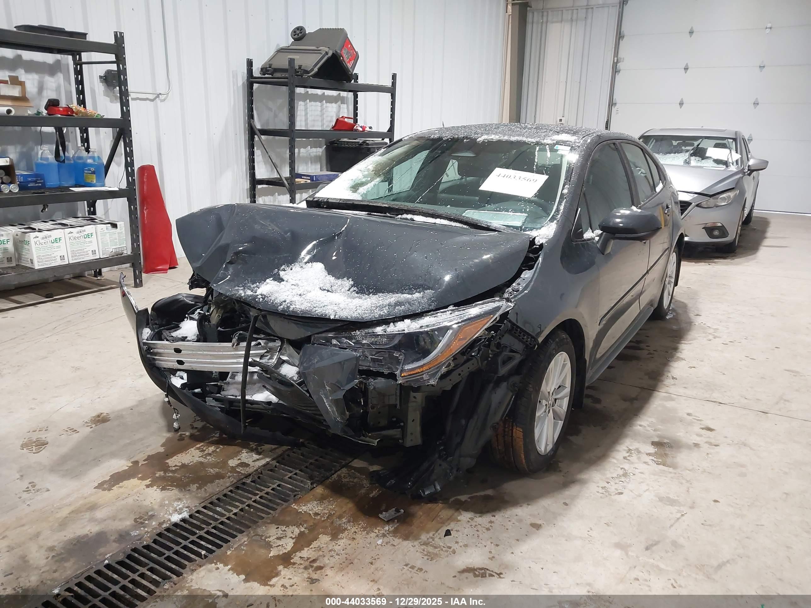 TOYOTA COROLLA image 6