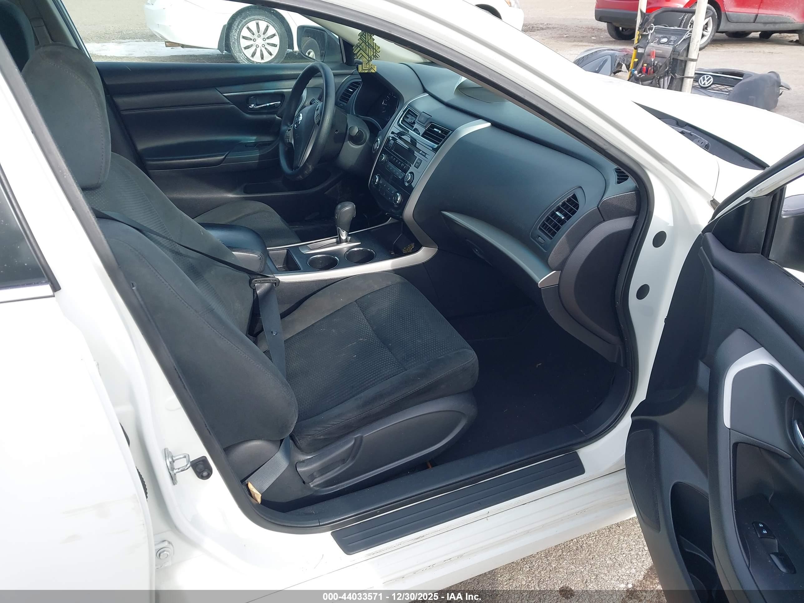 NISSAN ALTIMA image 5