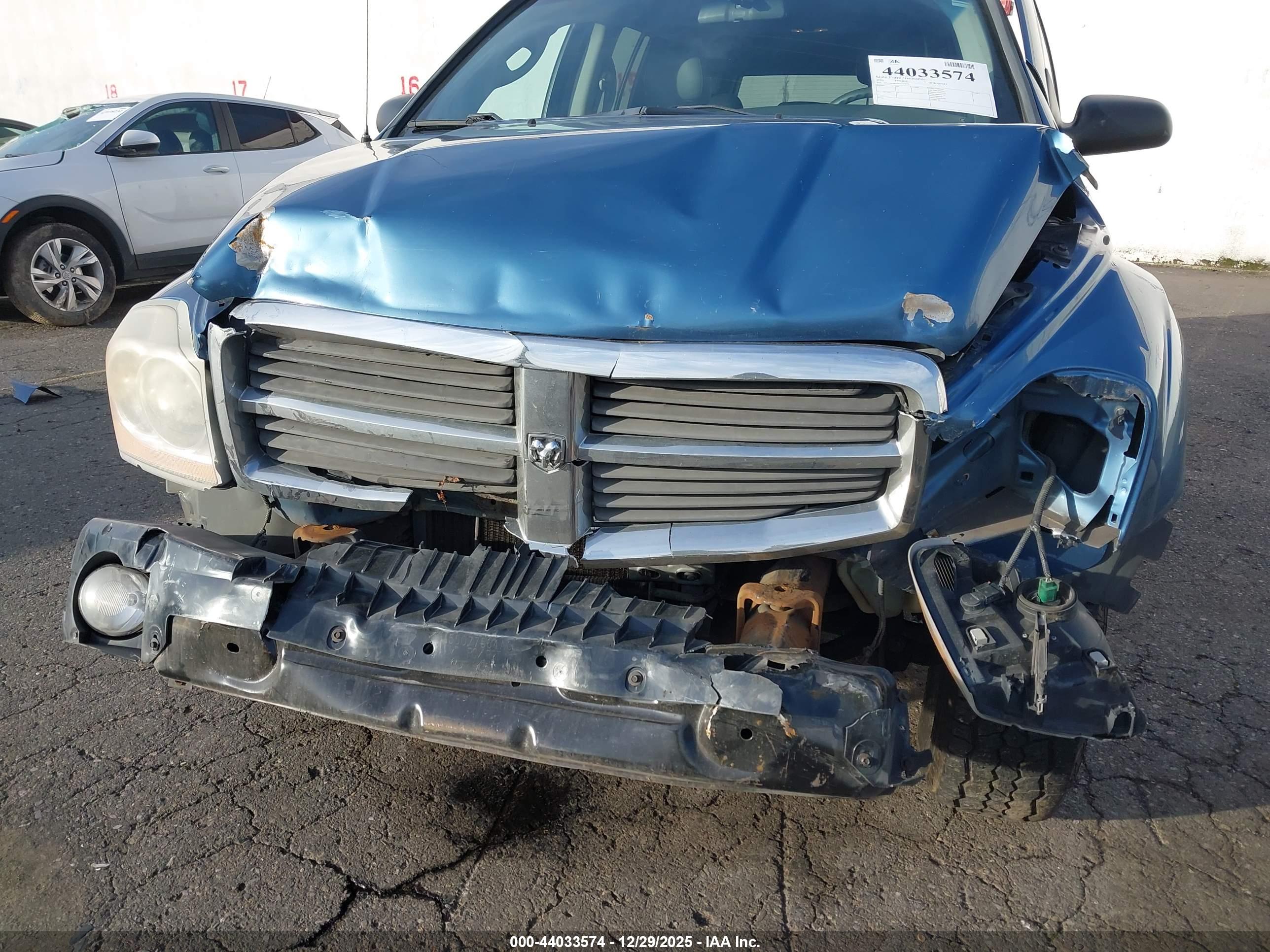 DODGE DURANGO image 6