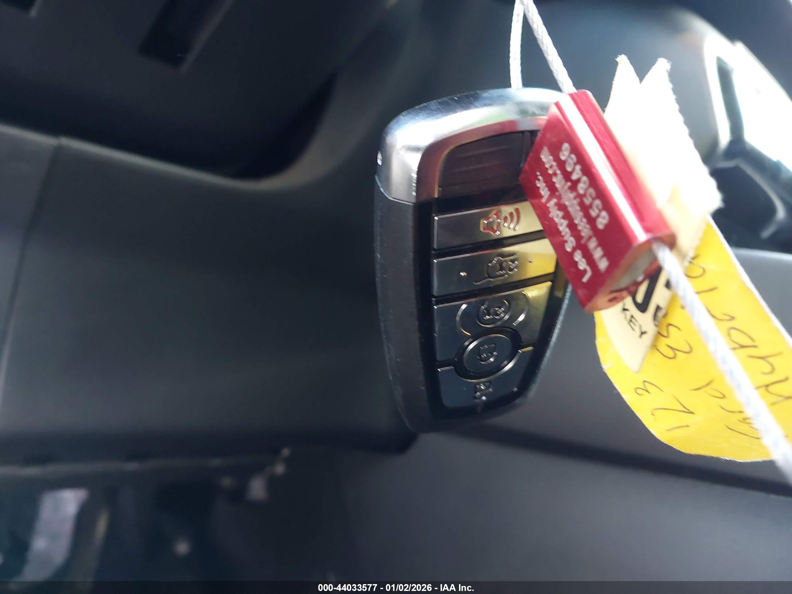 FORD ESCAPE image 11