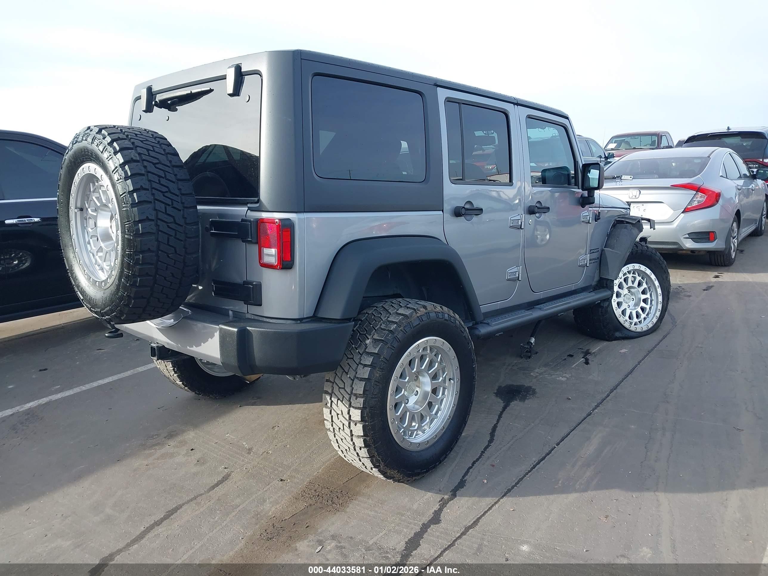 JEEP WRANGLER image 4