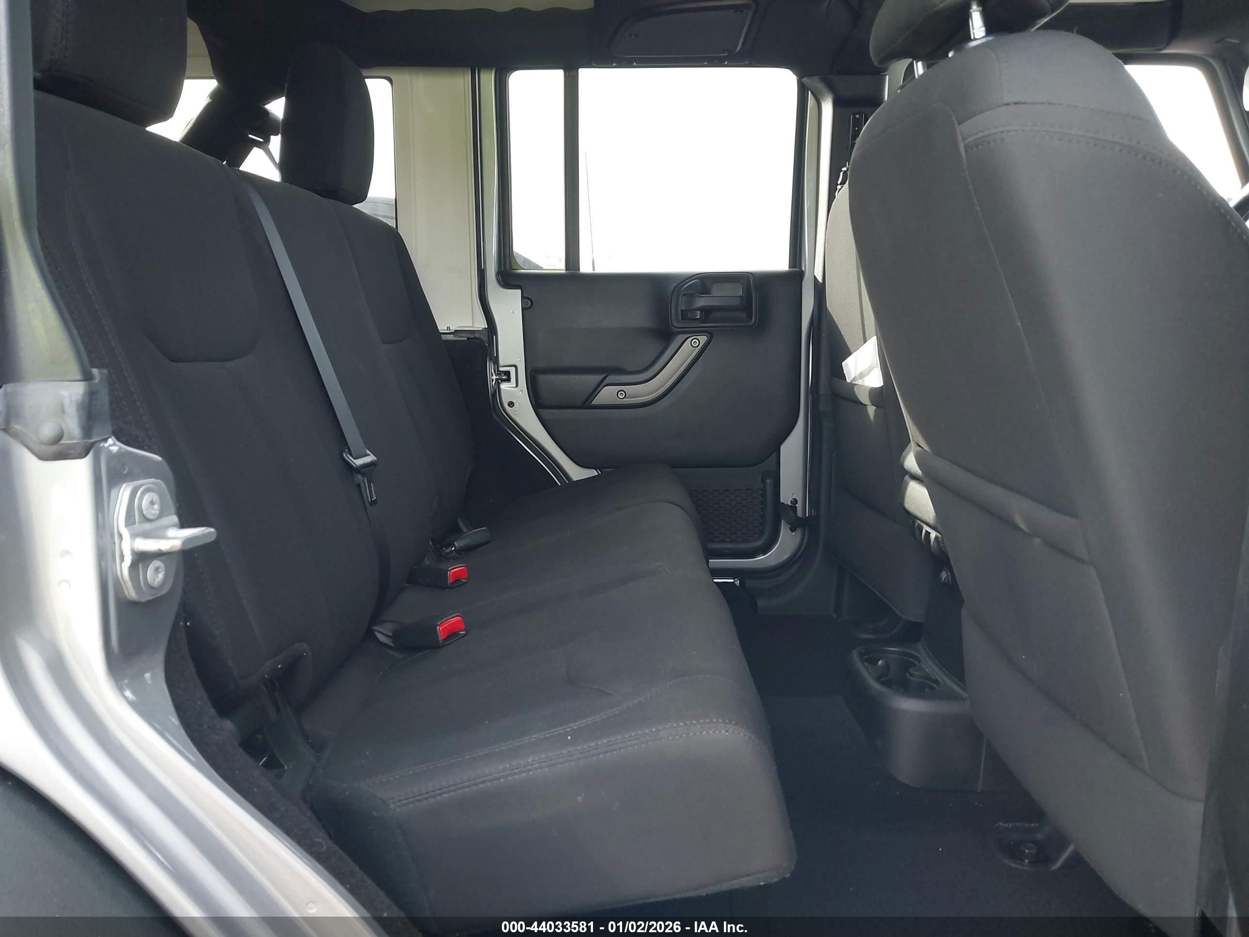 JEEP WRANGLER image 8