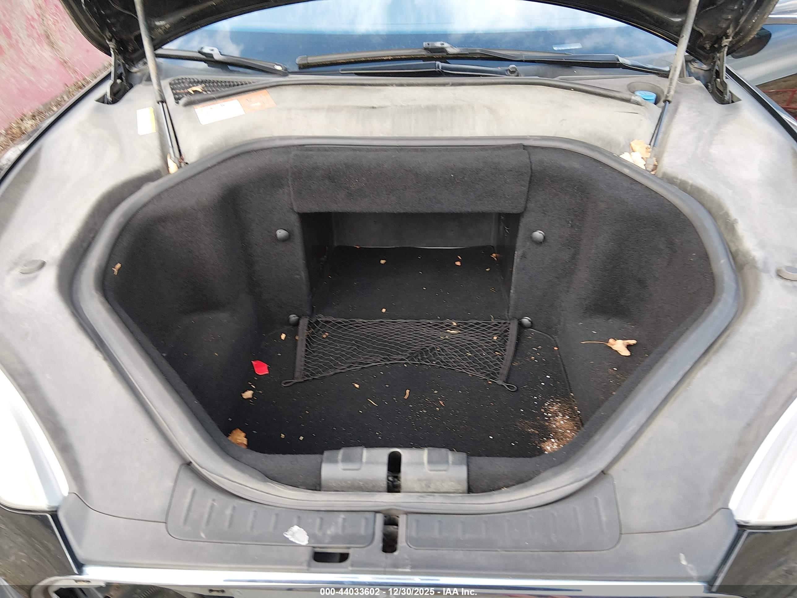TESLA MODEL image 10