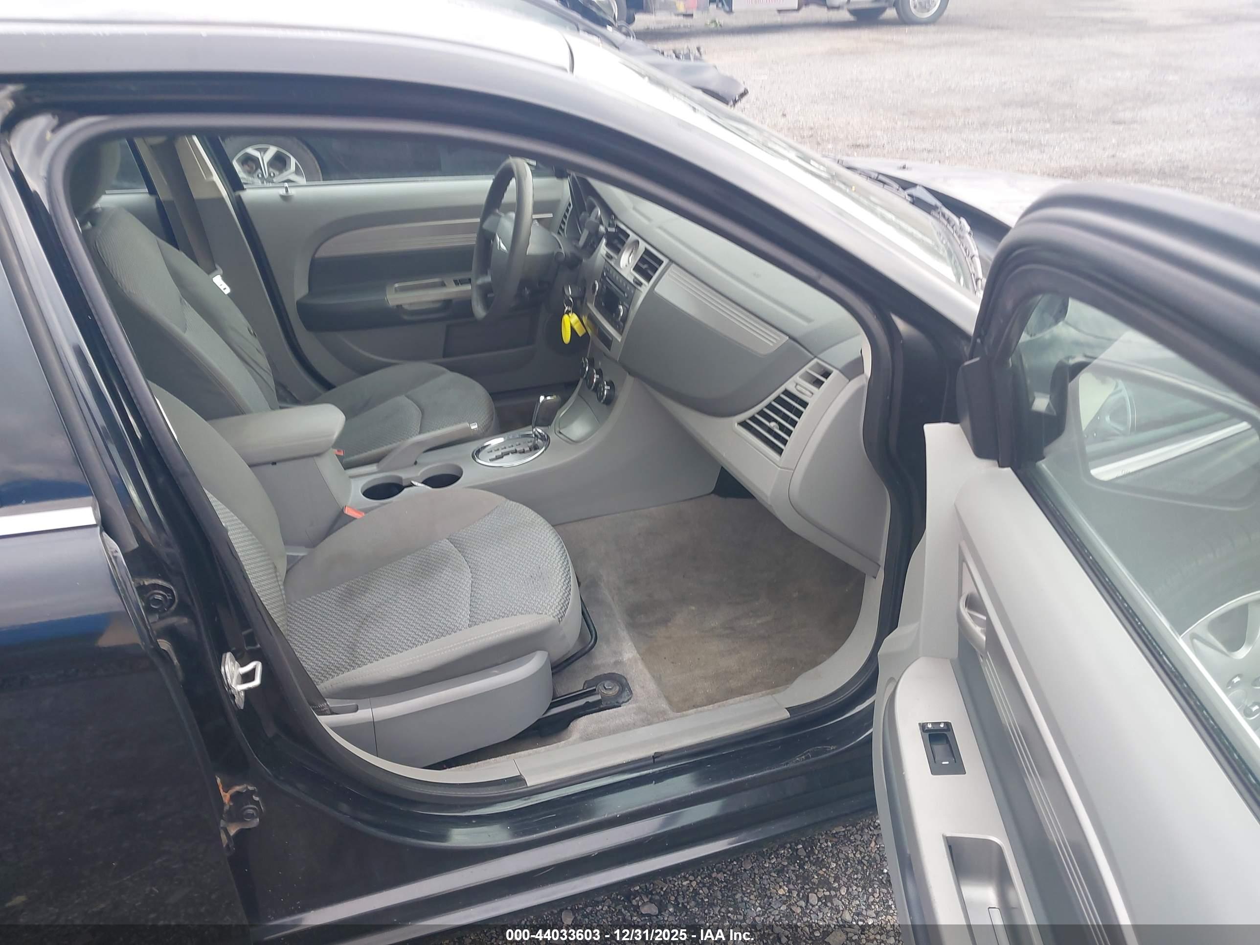 CHRYSLER SEBRING image 5