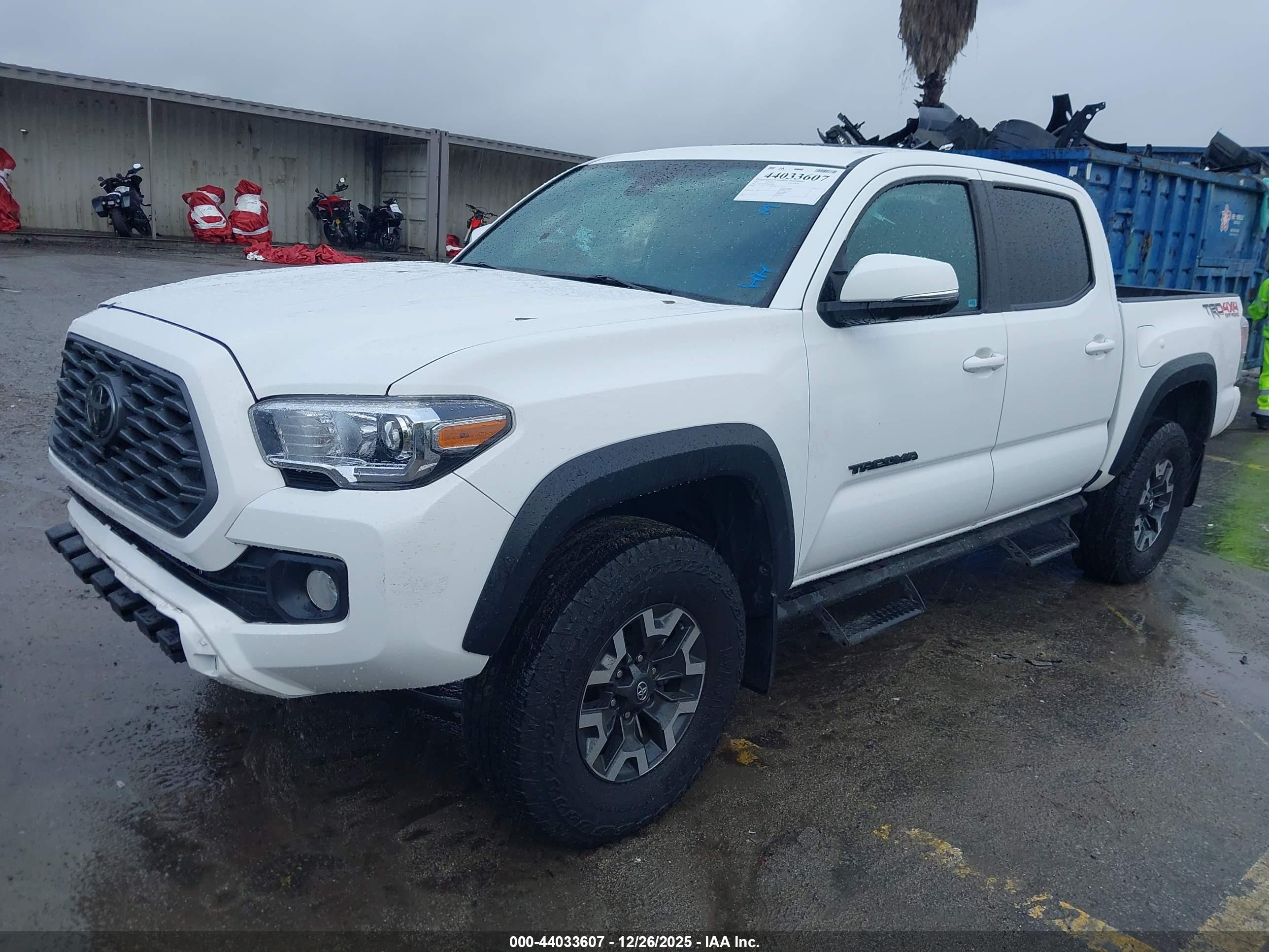 TOYOTA TACOMA image 2