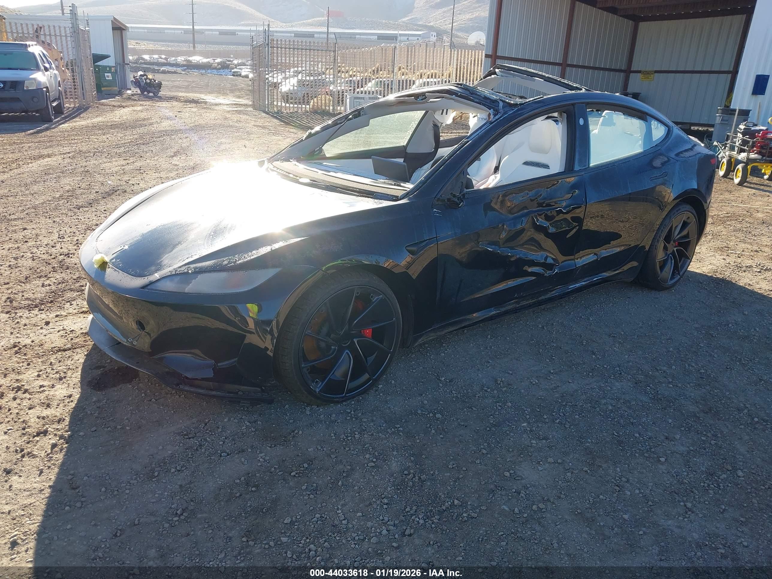 TESLA MODEL image 2