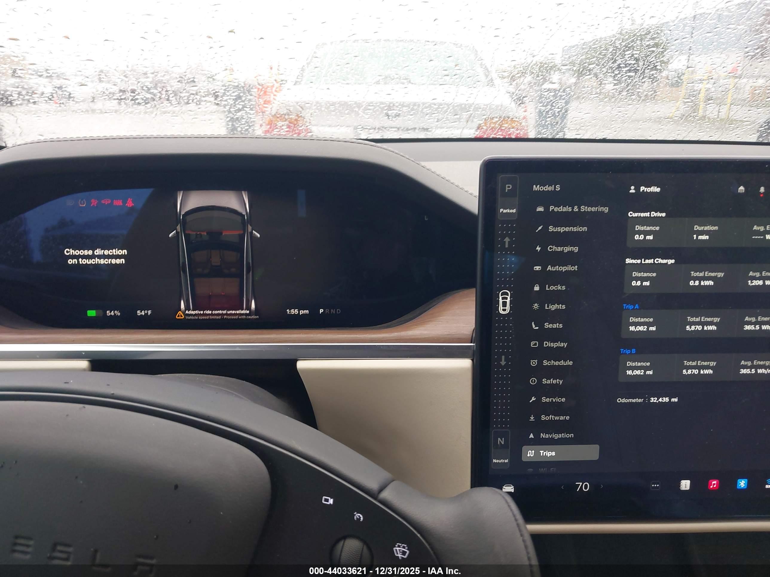 TESLA MODEL image 7