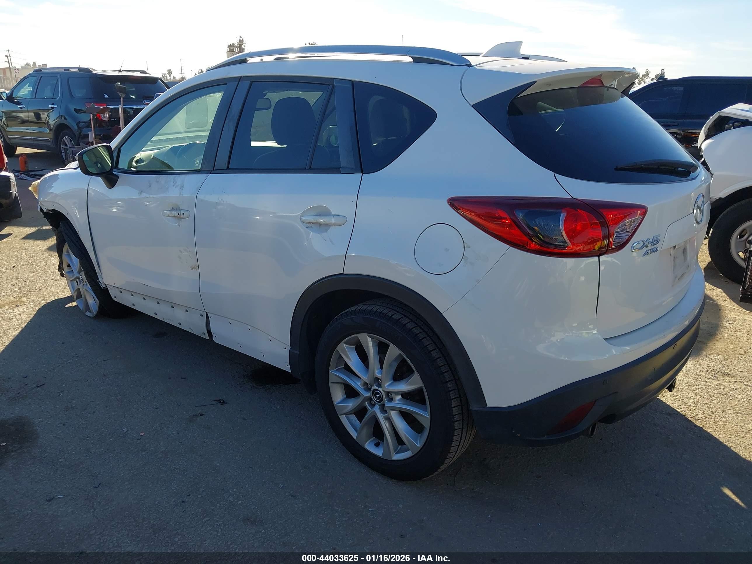 MAZDA CX-5 image 3