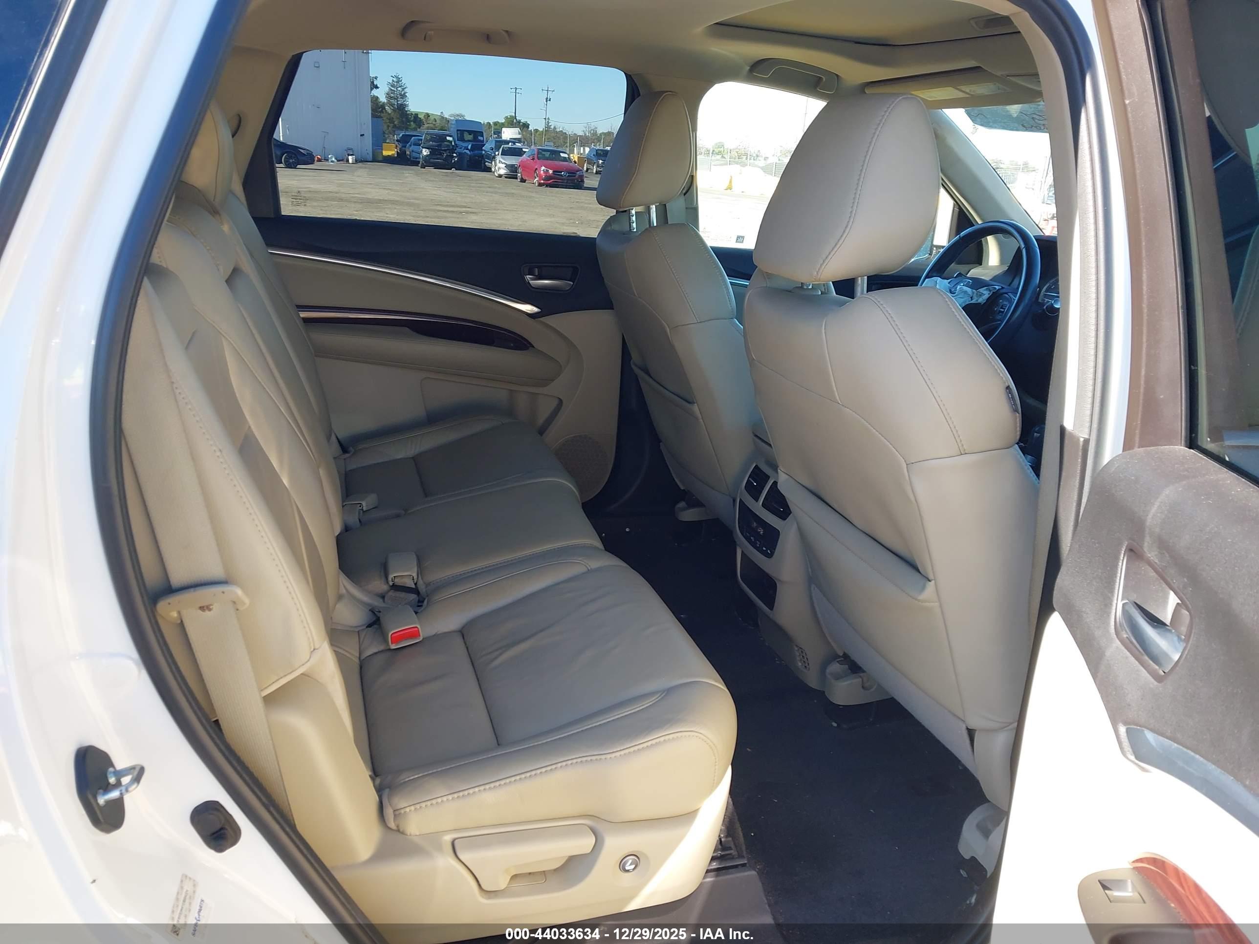 ACURA MDX image 8