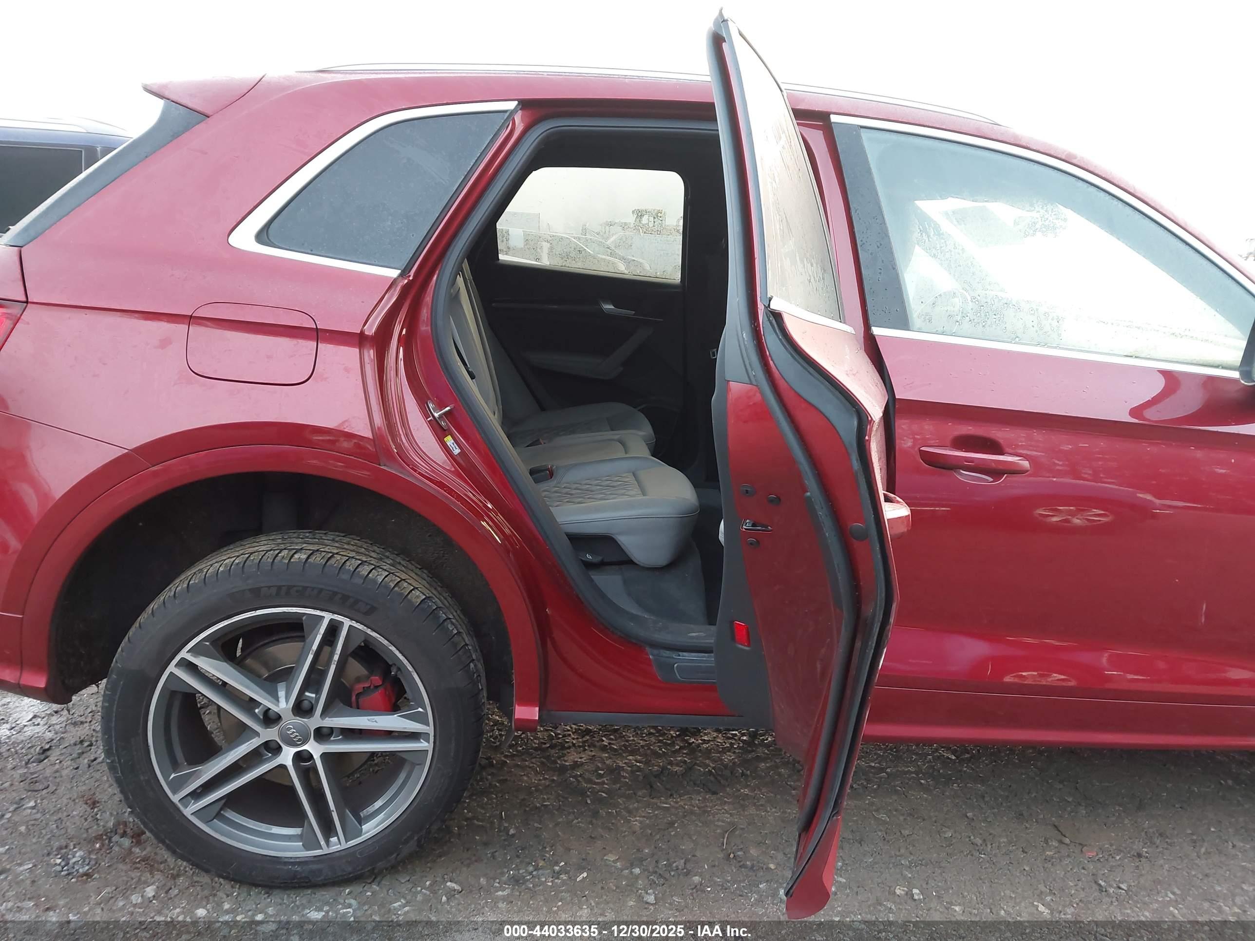 AUDI SQ5 image 8