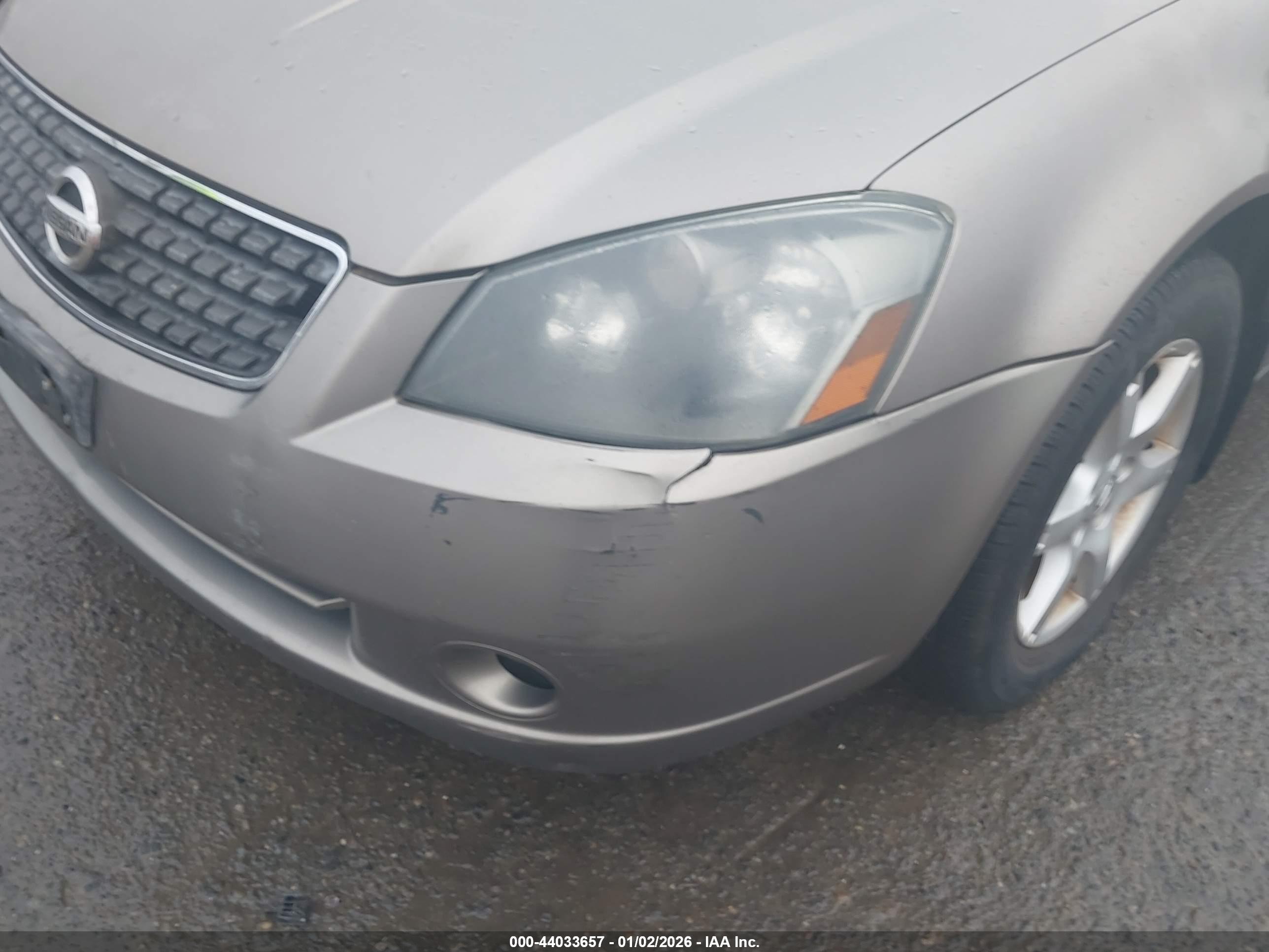 NISSAN ALTIMA image 6