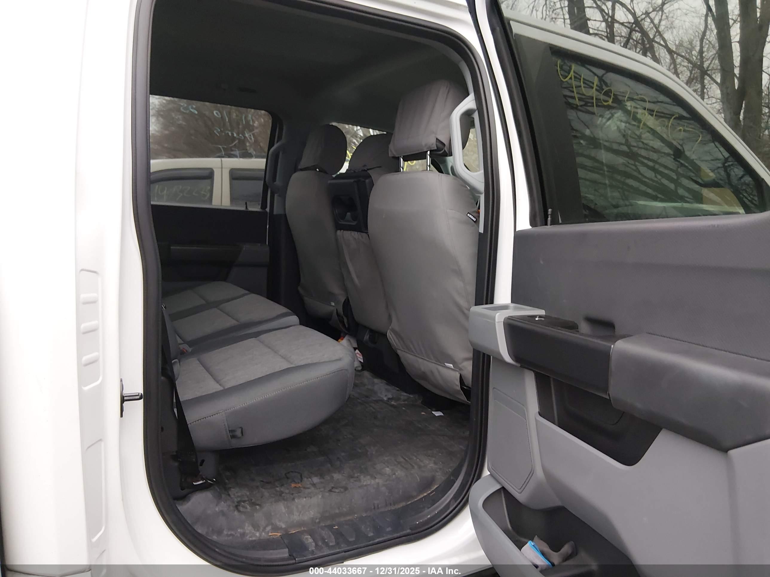 FORD F-150 image 8