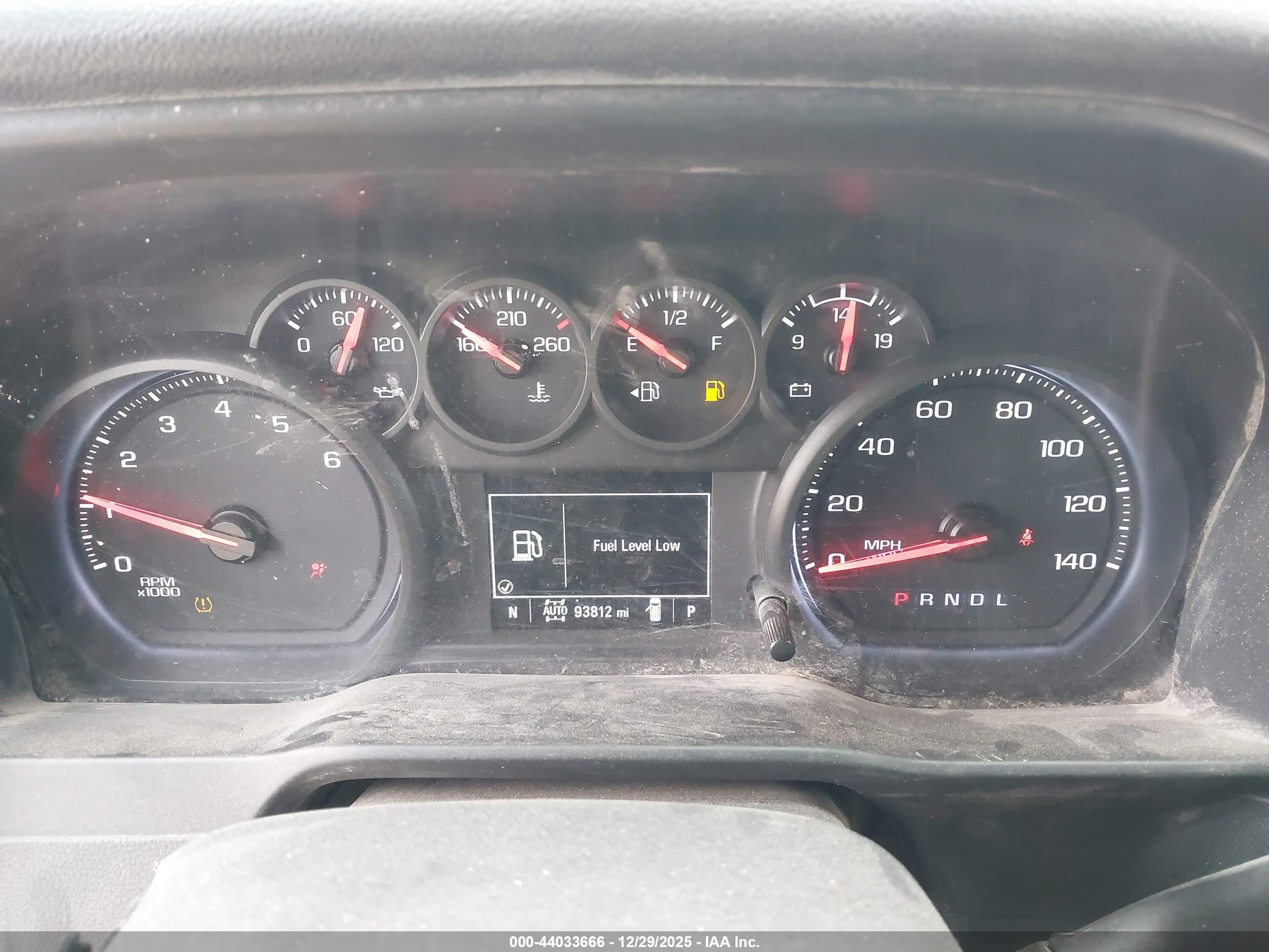 CHEVROLET SILVERADO image 7