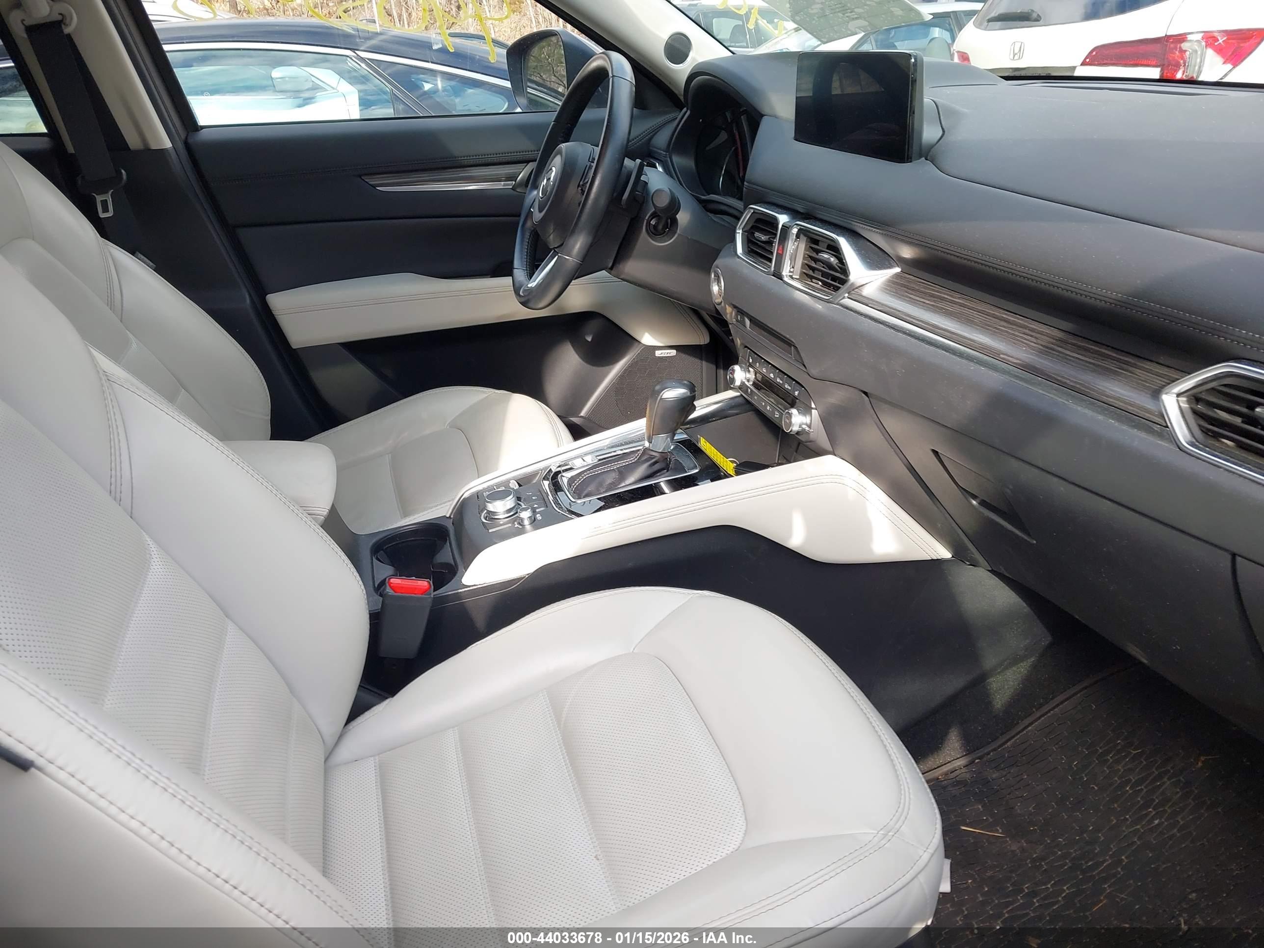 MAZDA CX-5 image 5
