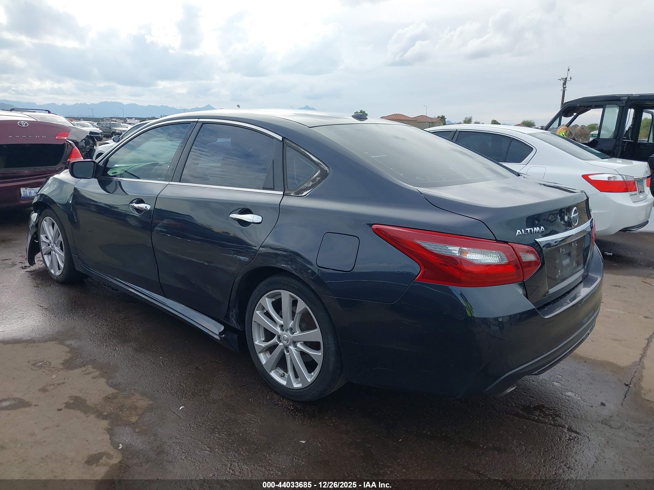NISSAN ALTIMA image 3