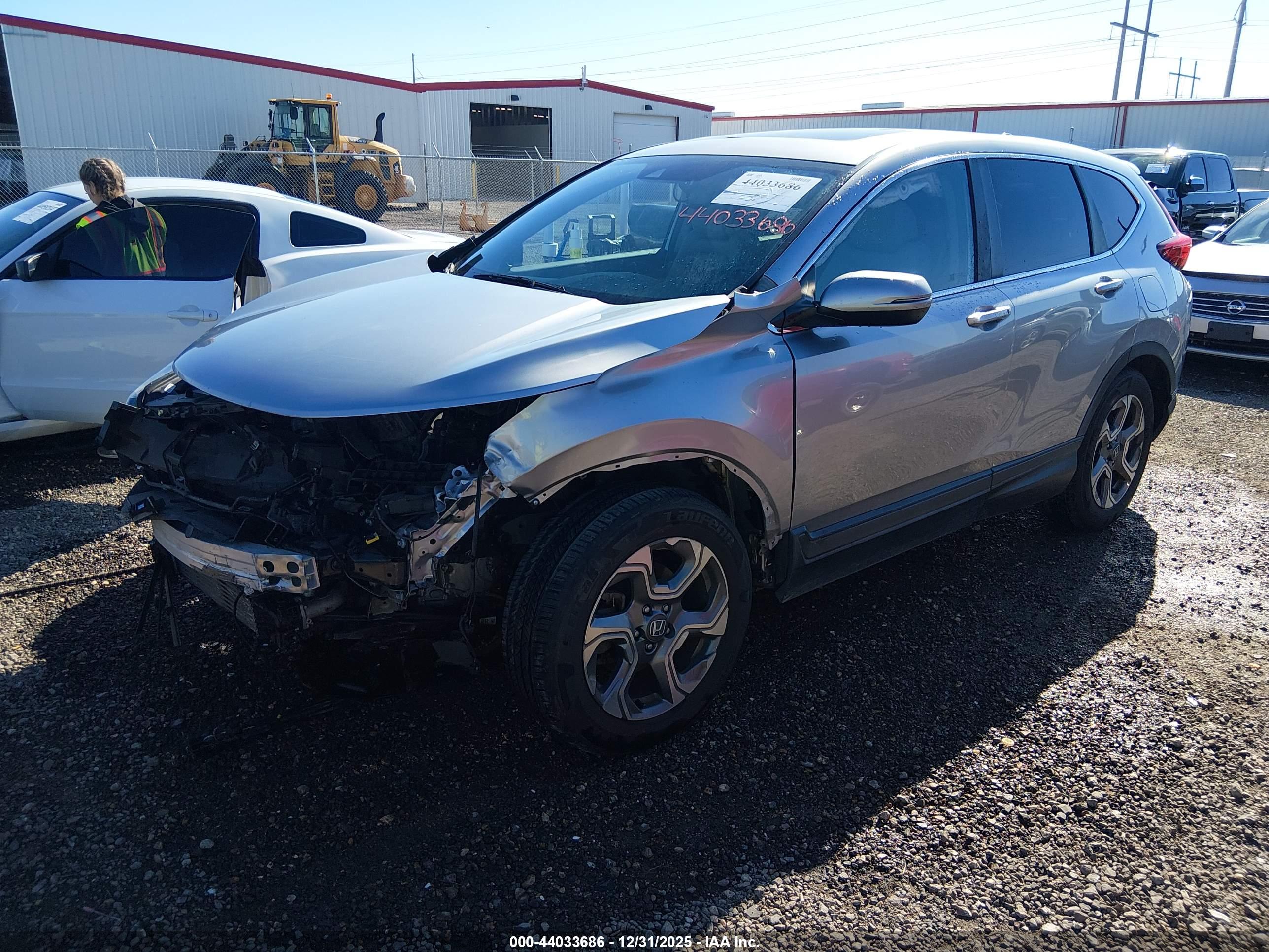 HONDA CR-V image 2