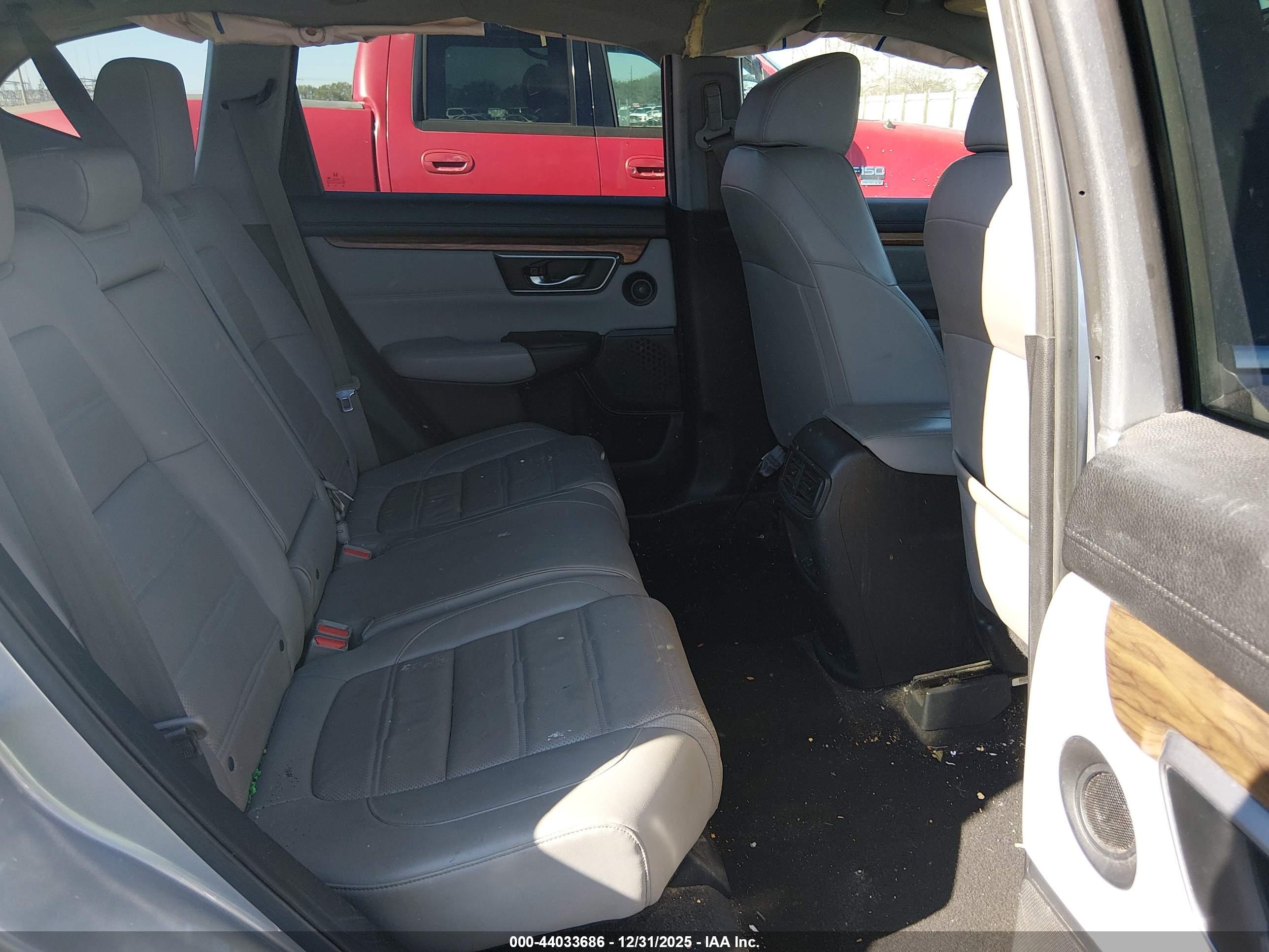 HONDA CR-V image 8