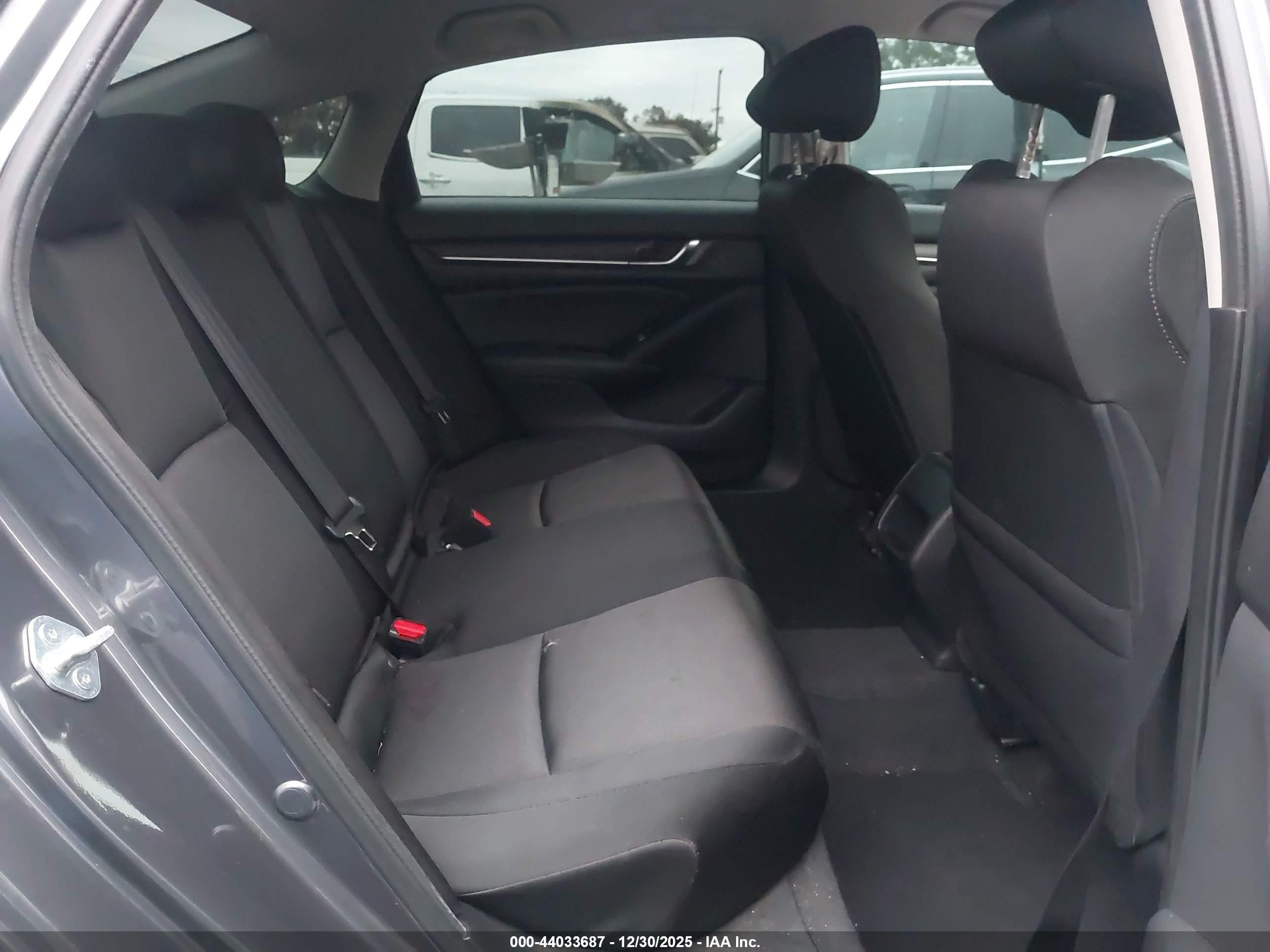 HONDA ACCORD image 8