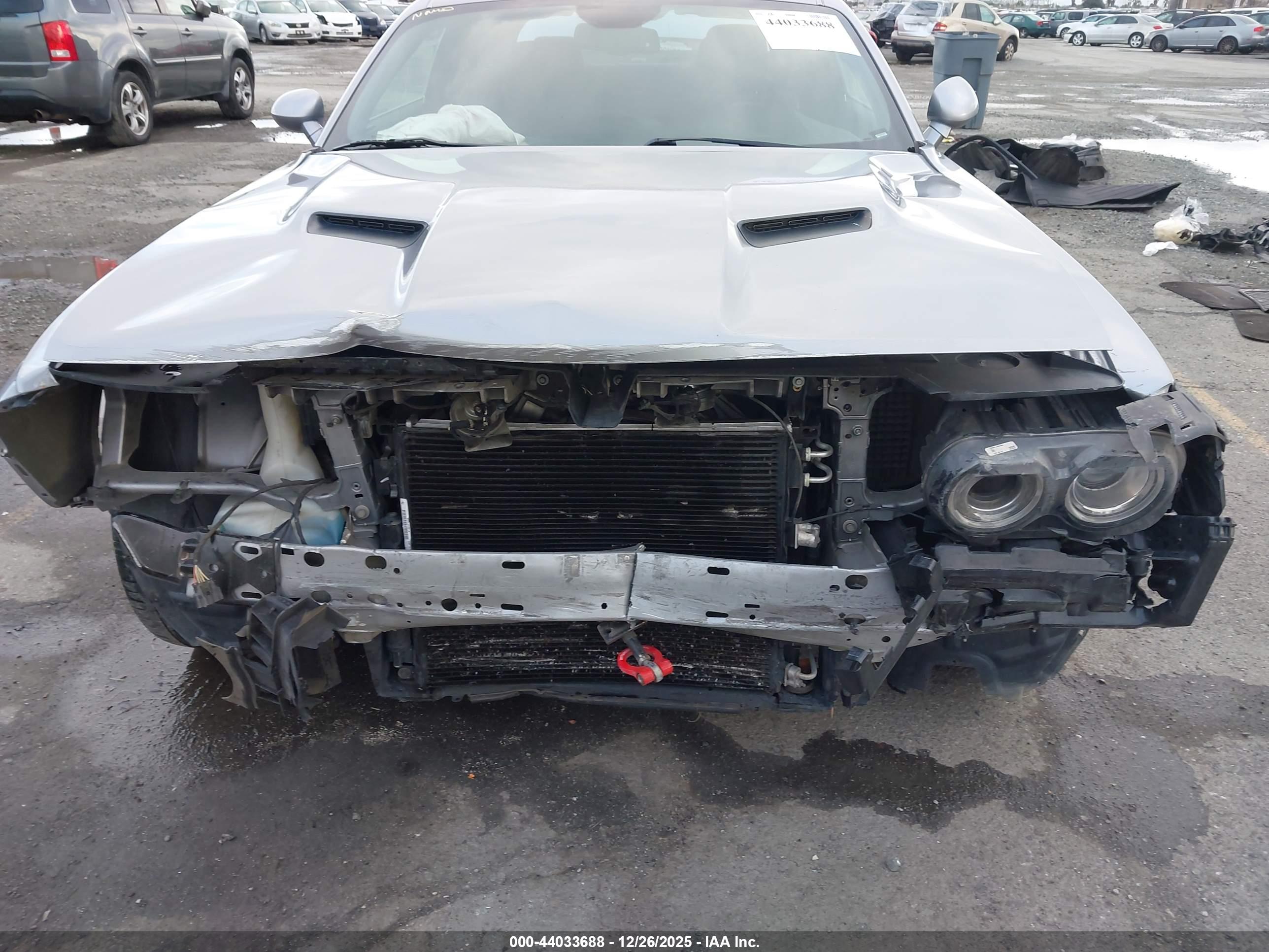 DODGE CHALLENGER image 6
