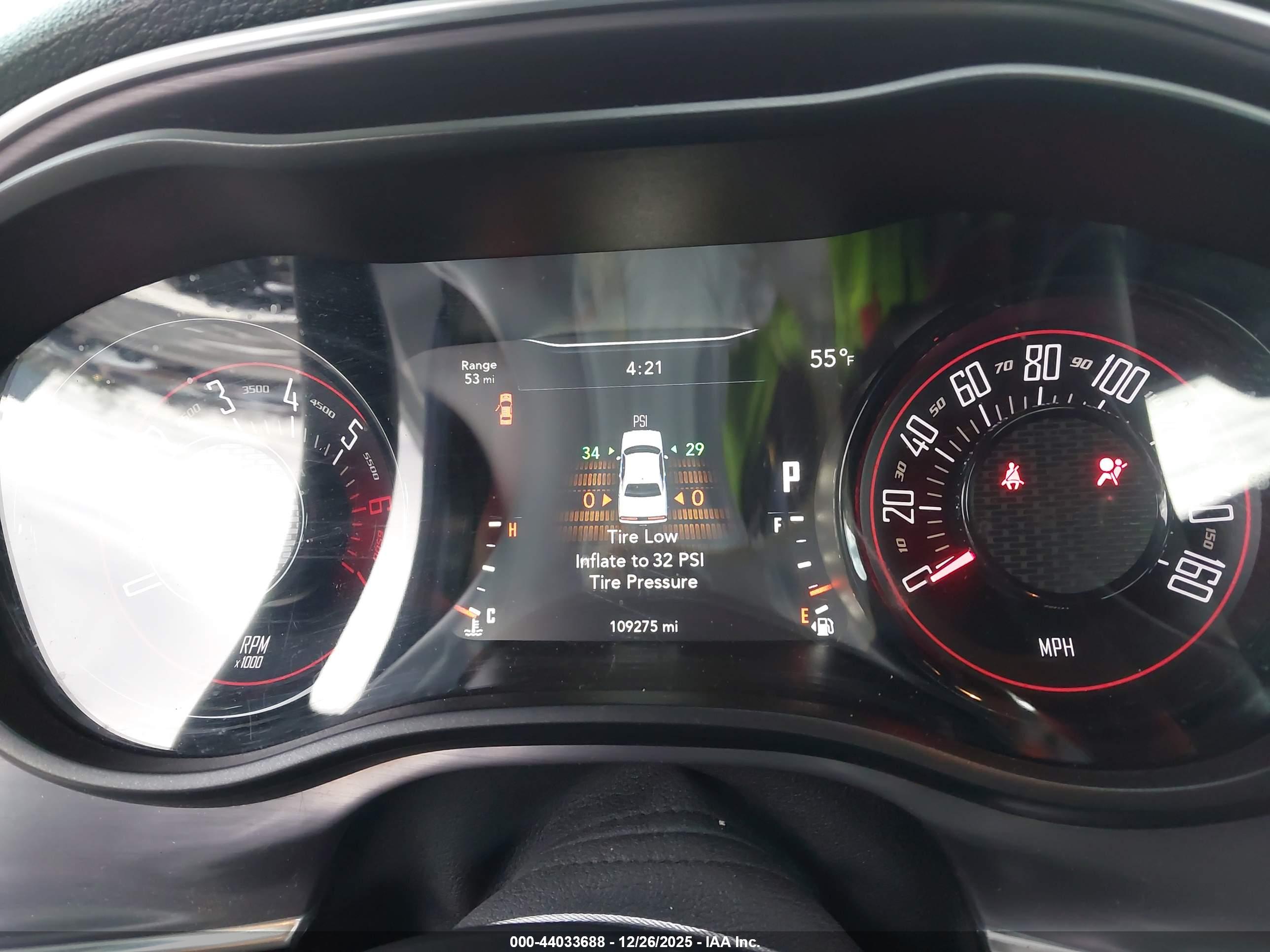 DODGE CHALLENGER image 7