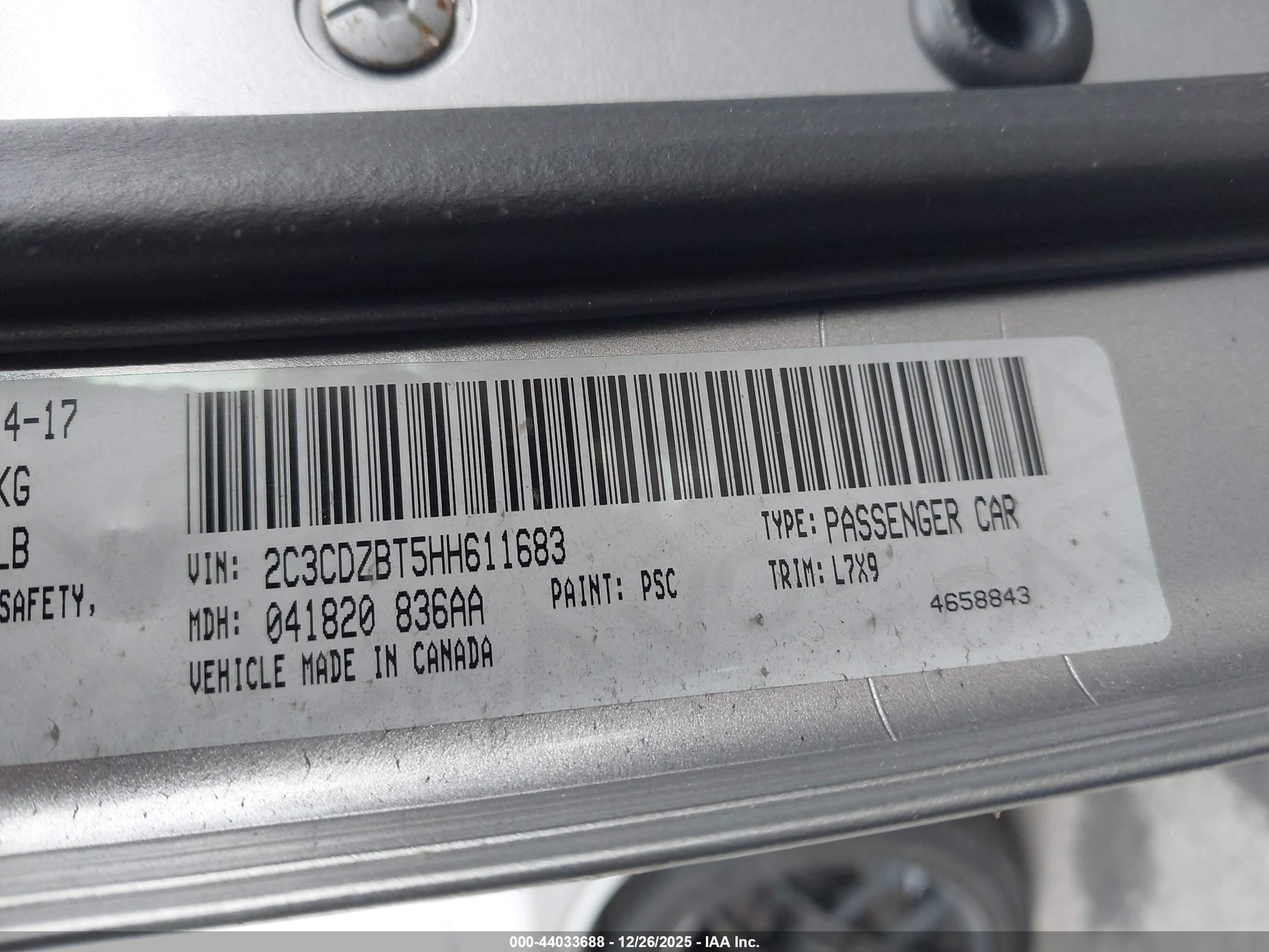 DODGE CHALLENGER image 9