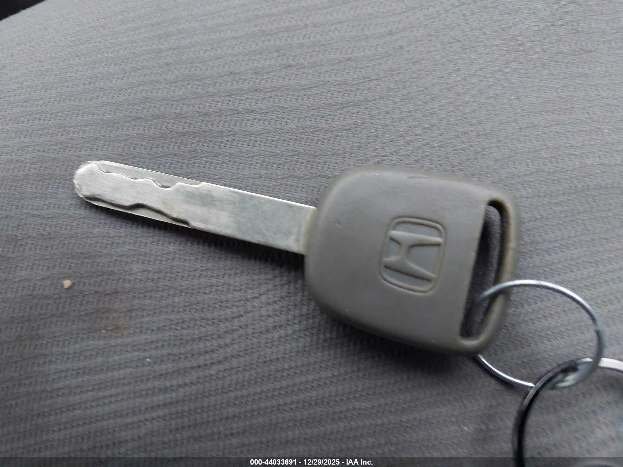 HONDA CR-V image 11