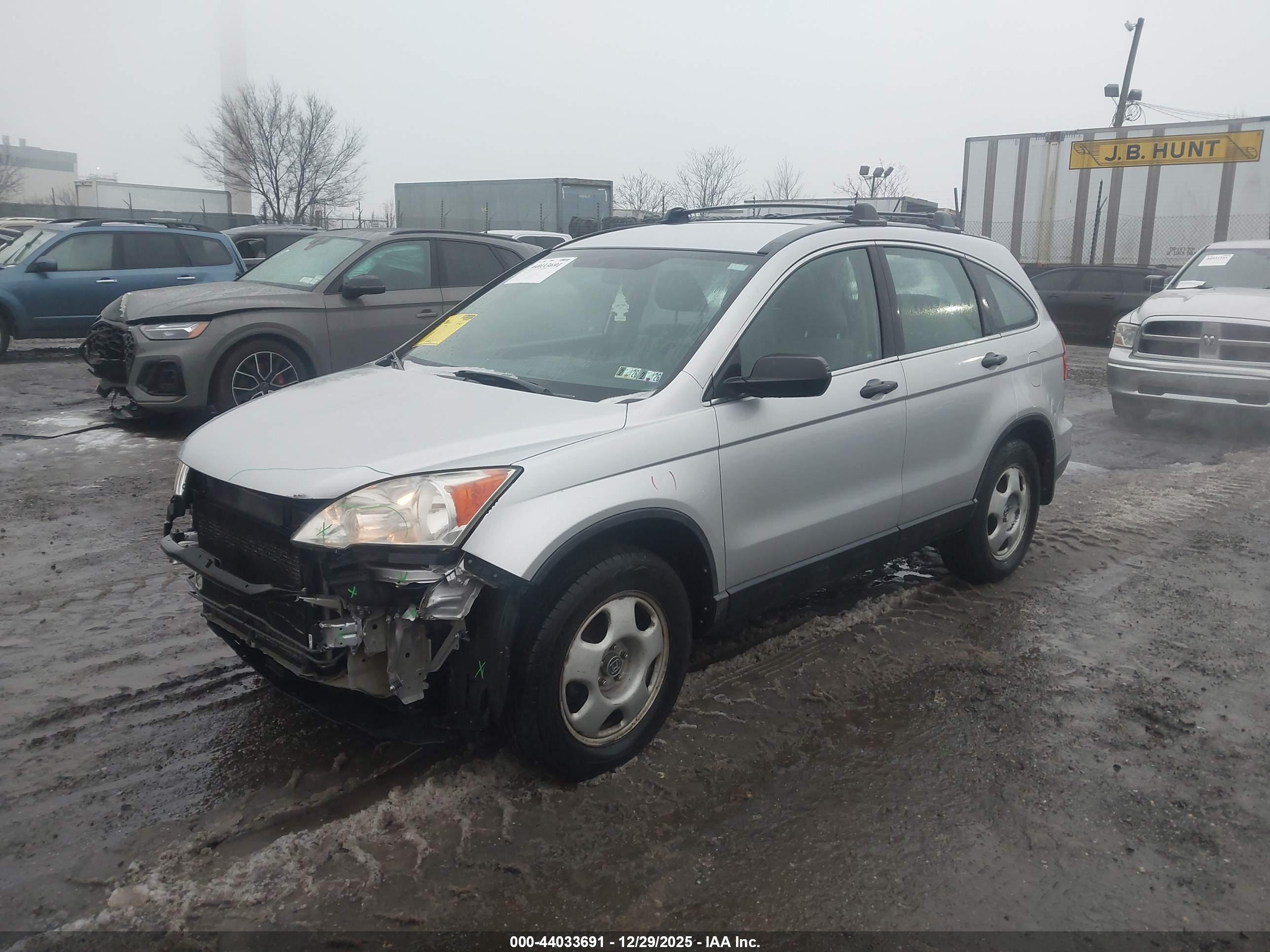 HONDA CR-V image 2