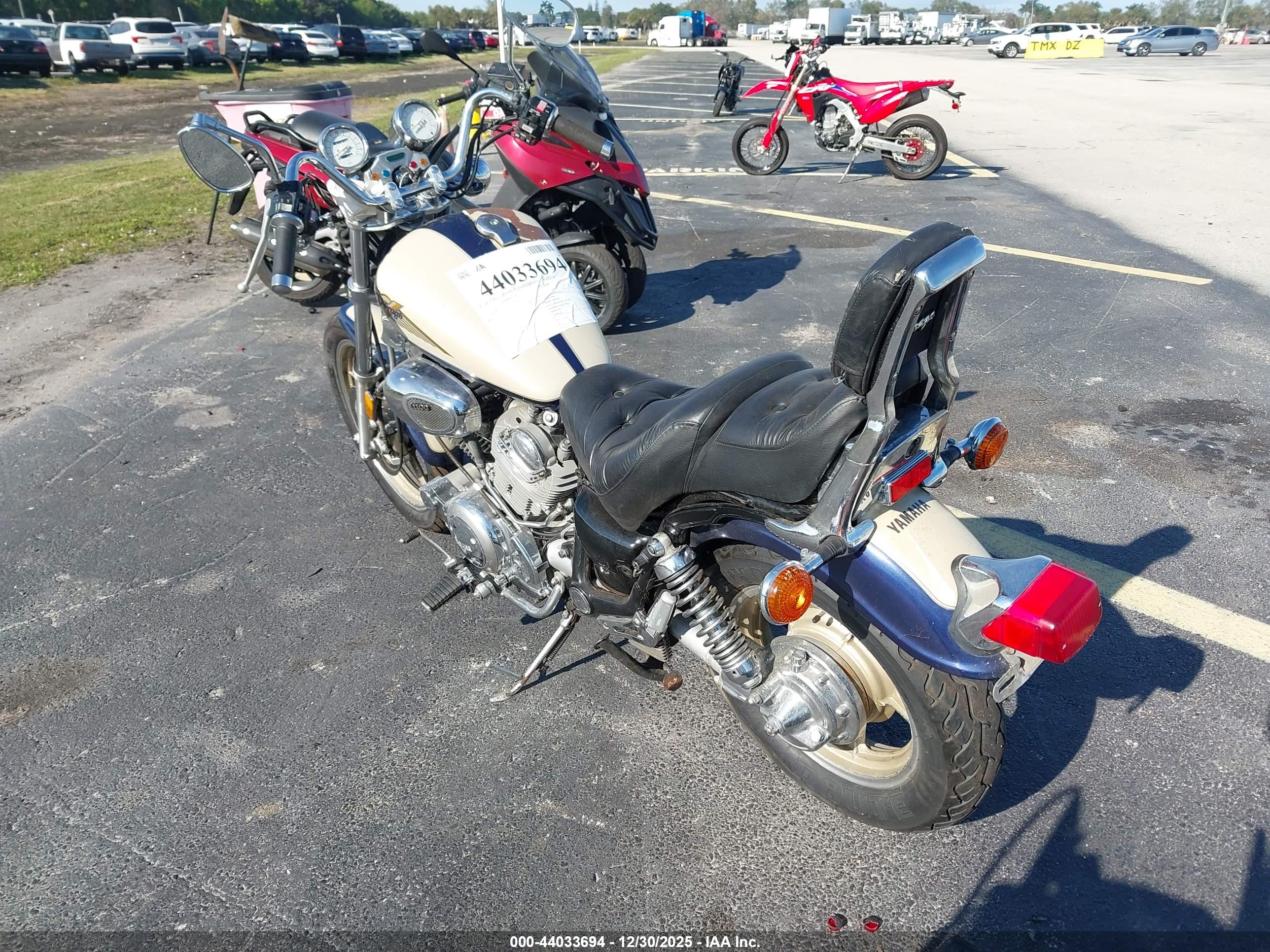 YAMAHA XV1100 image 3